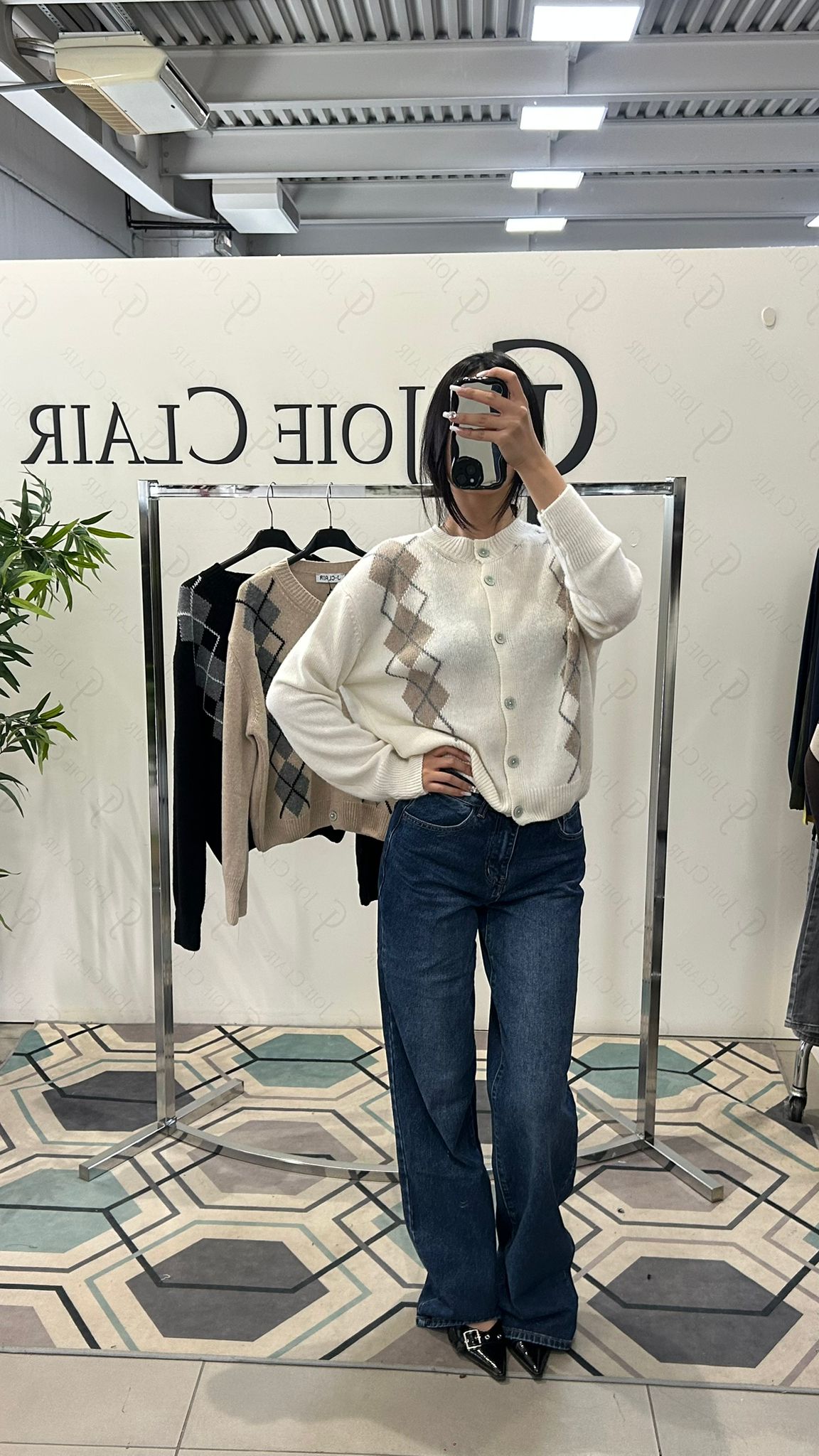 Joie Clair (J-Clair)