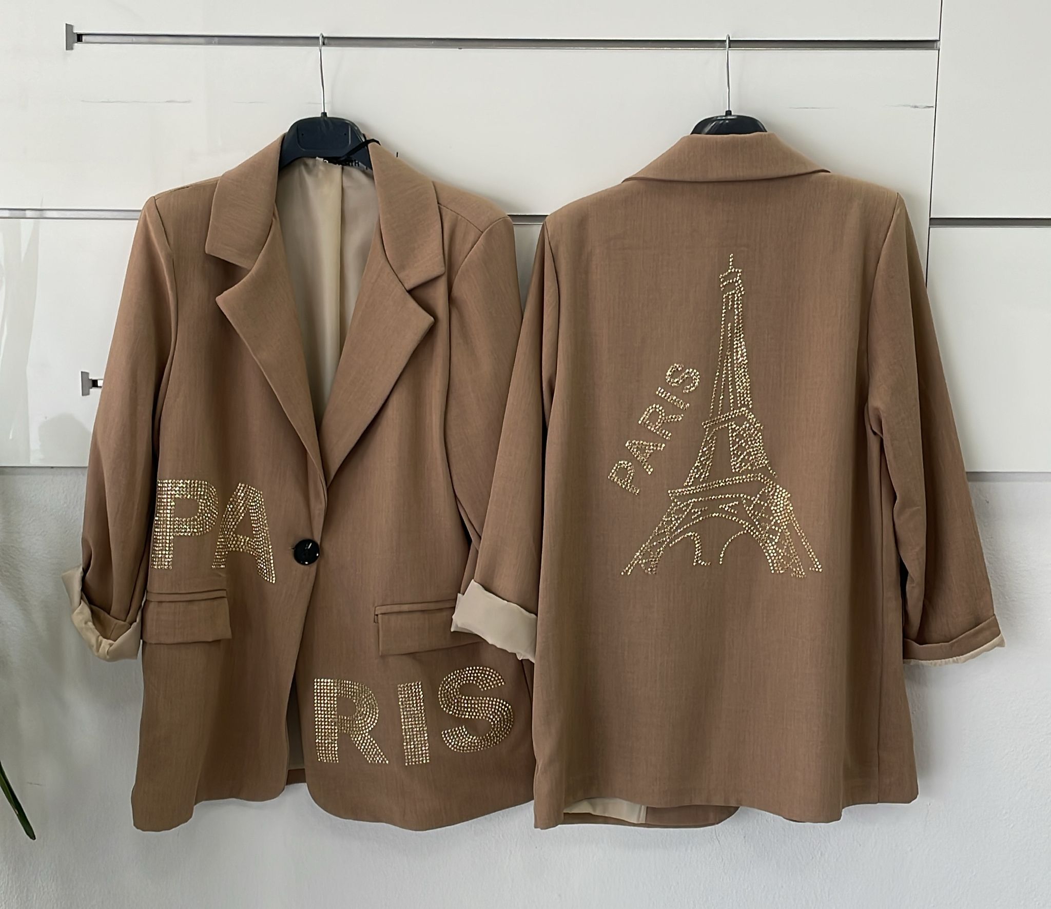 Joie Clair (J-Clair)