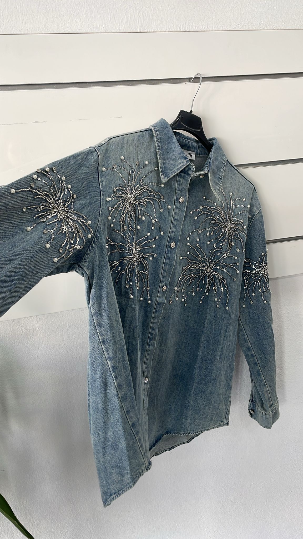 Joie Clair (J-Clair)