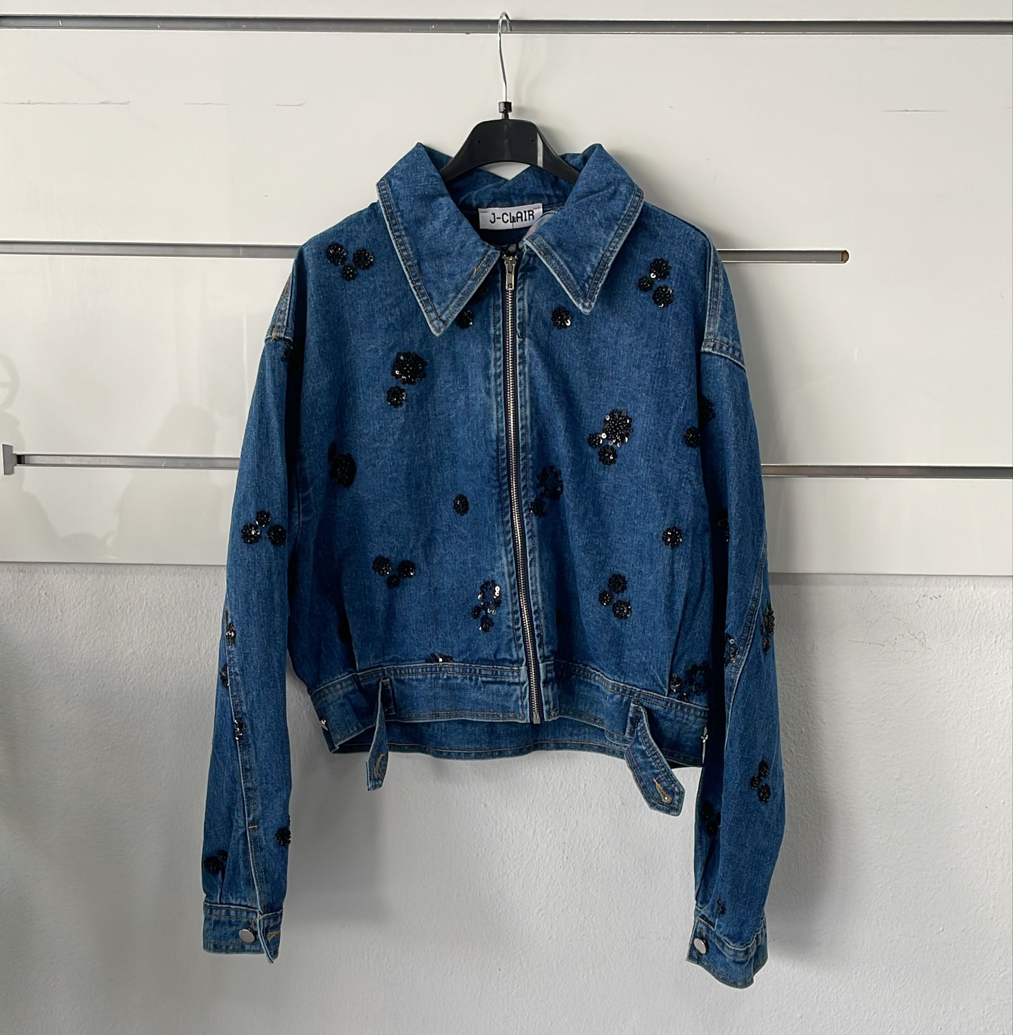 Joie Clair (J-Clair)