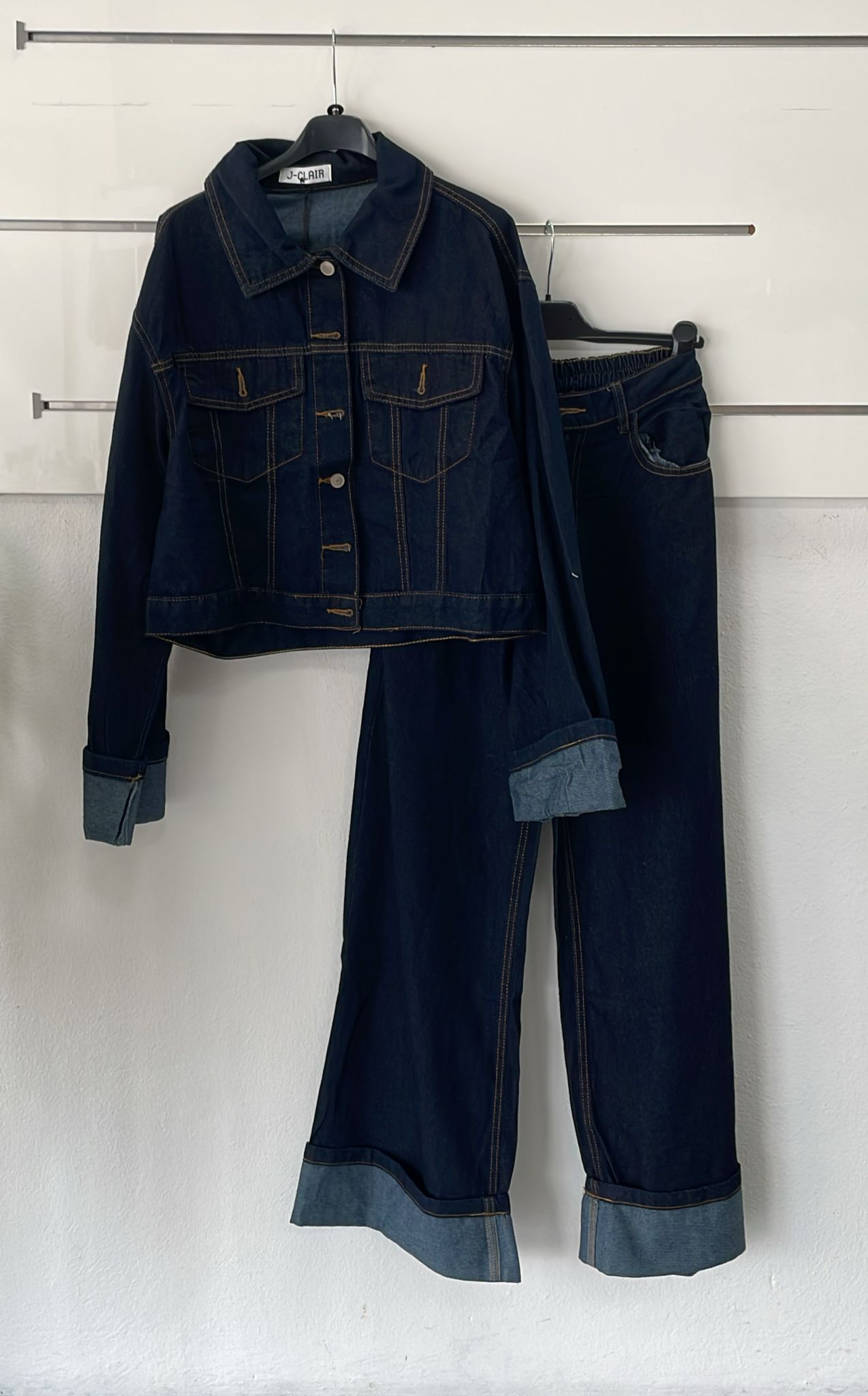 Joie Clair (J-Clair)