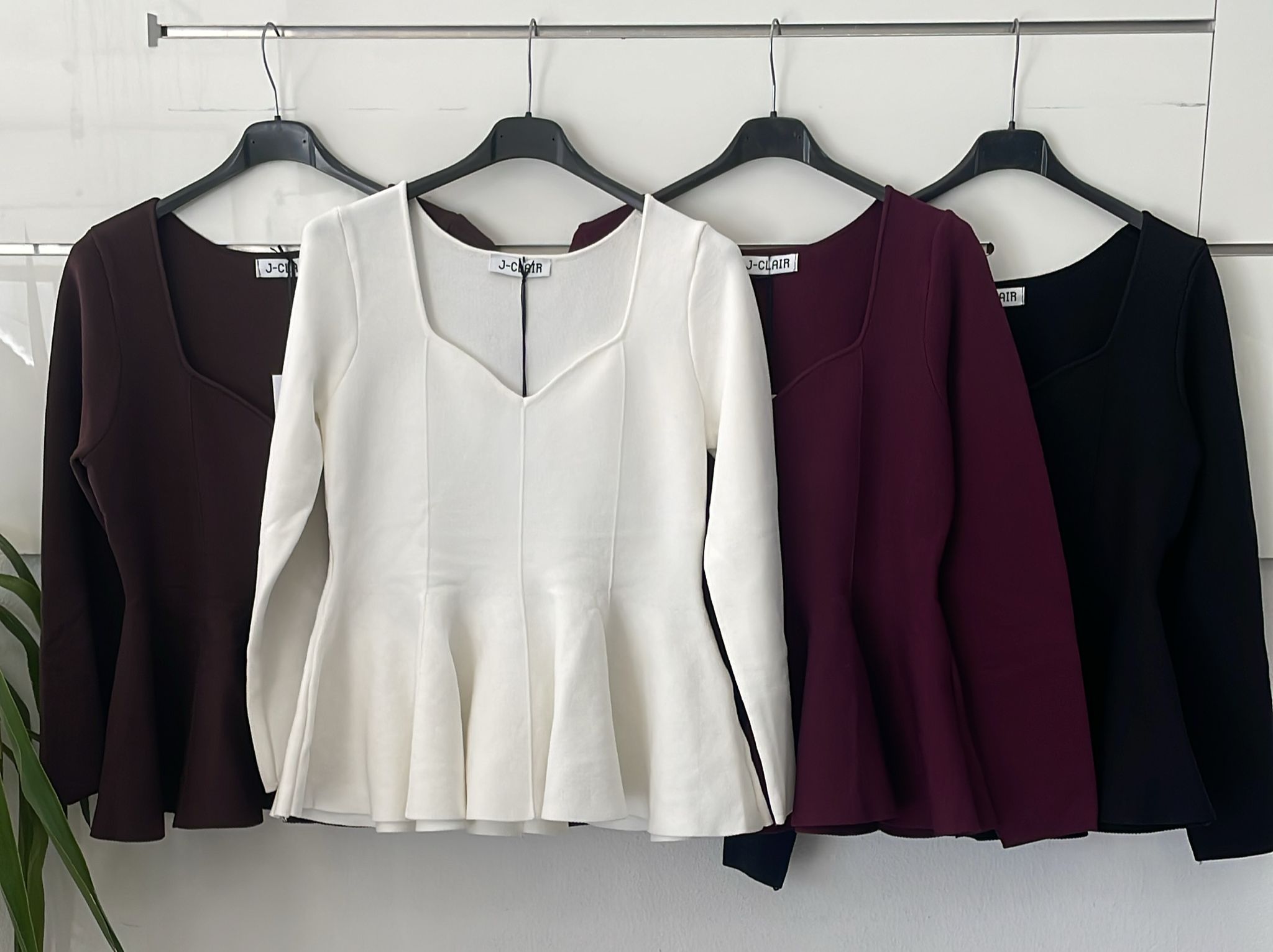 Фото Joie Clair (J-Clair)