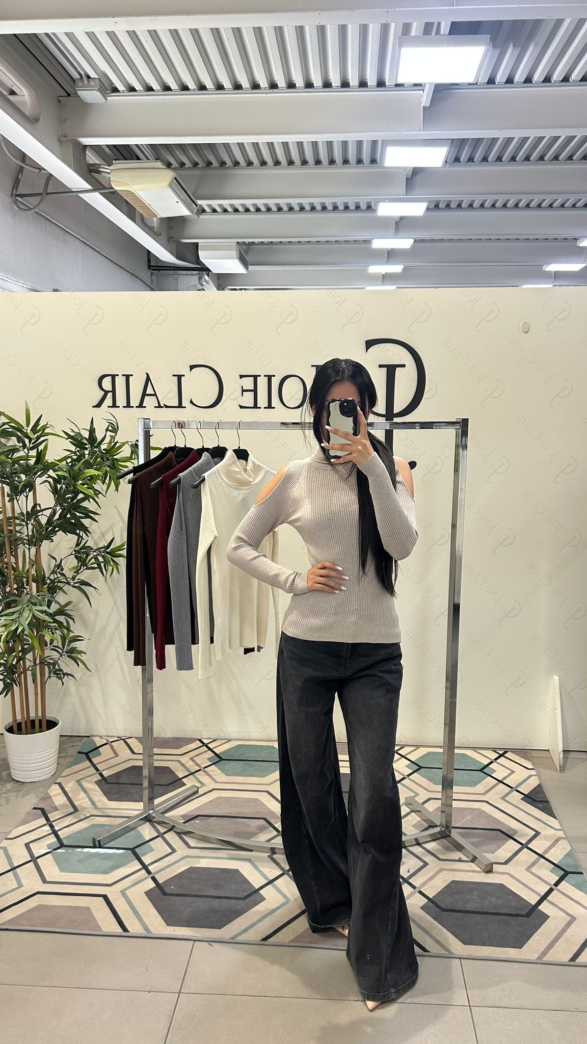 Фото Joie Clair (J-Clair)