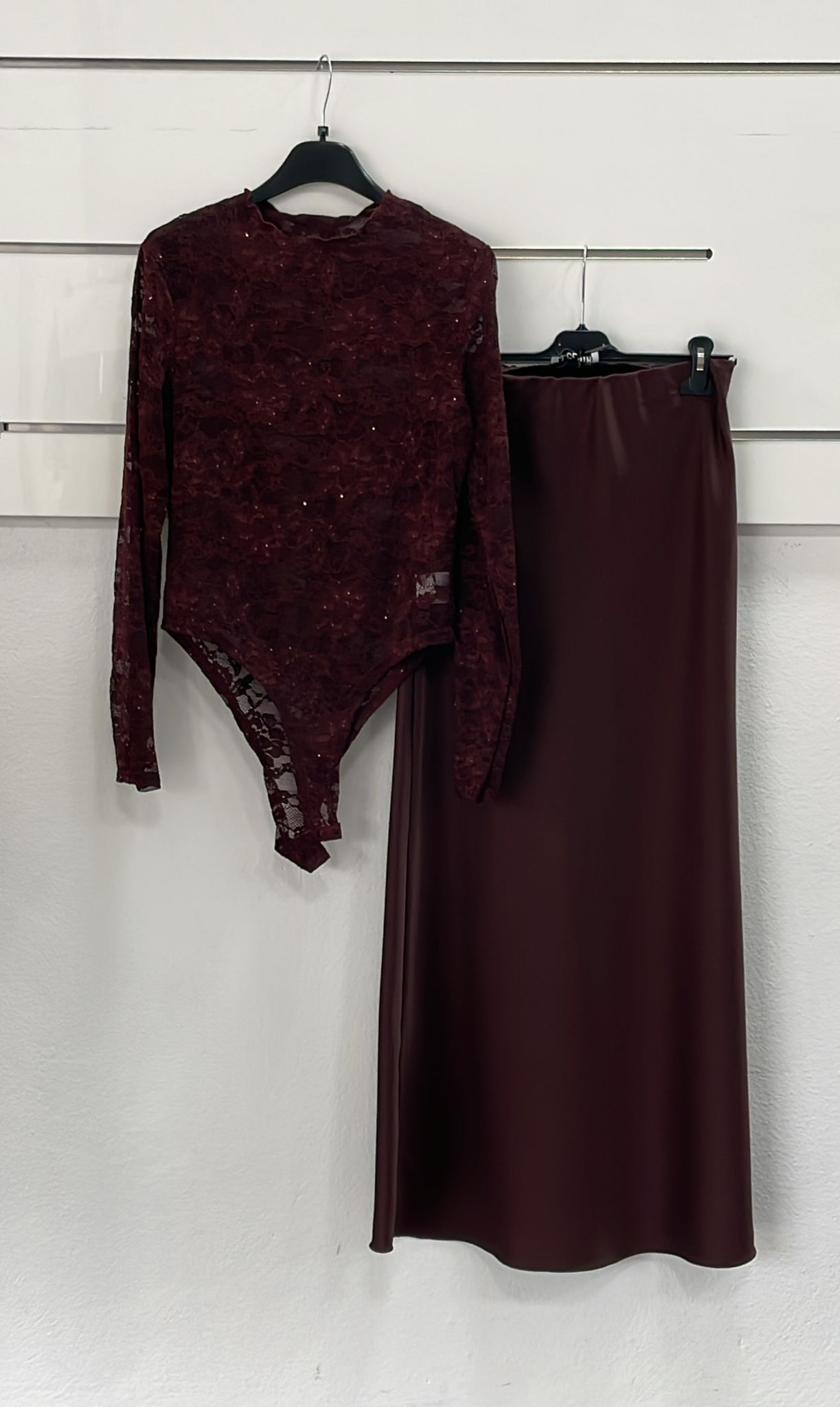 Joie Clair (J-Clair)