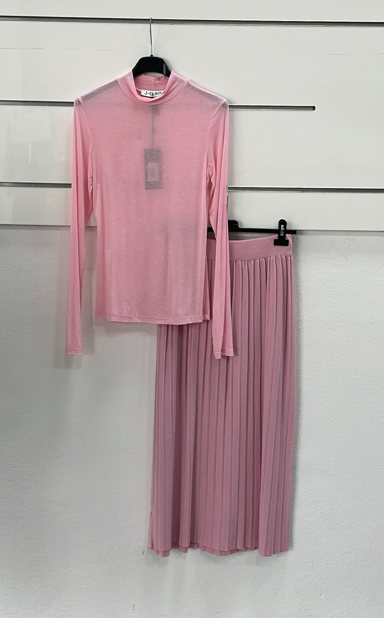 Joie Clair (J-Clair)