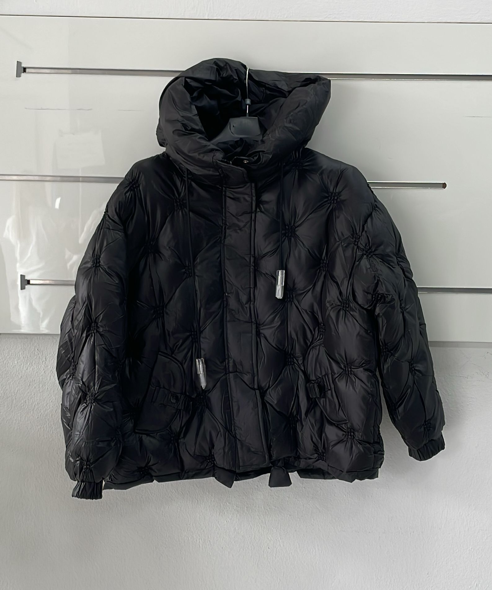 Joie Clair (J-Clair)