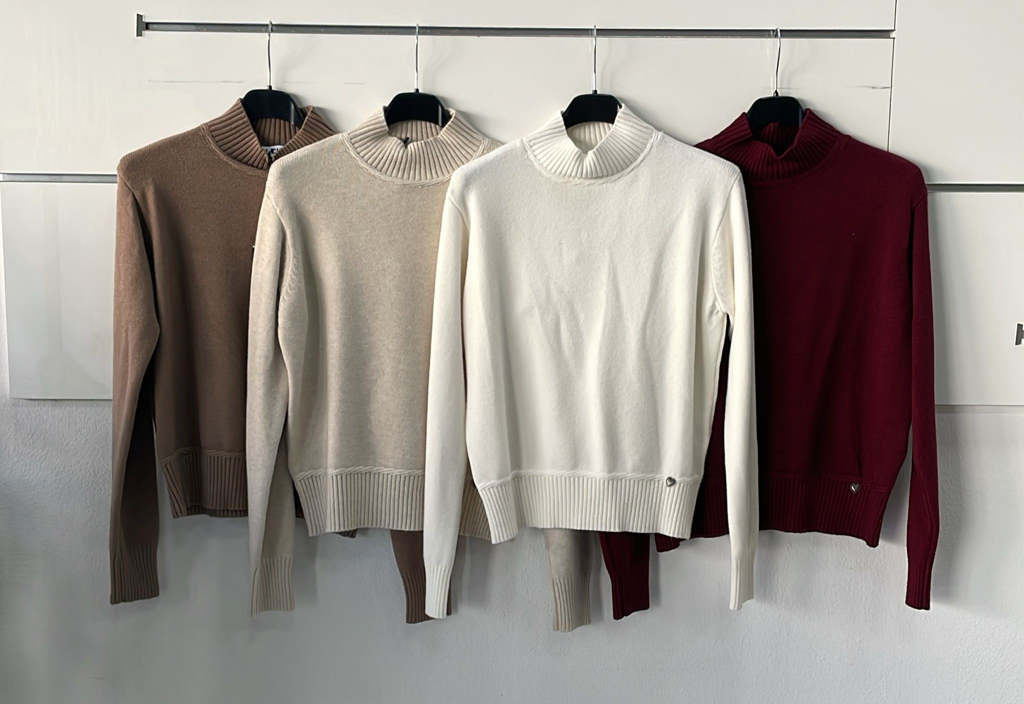 Joie Clair (J-Clair)