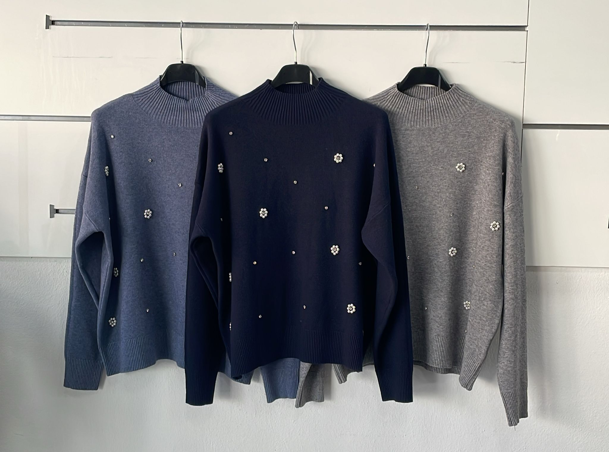 Joie Clair (J-Clair)