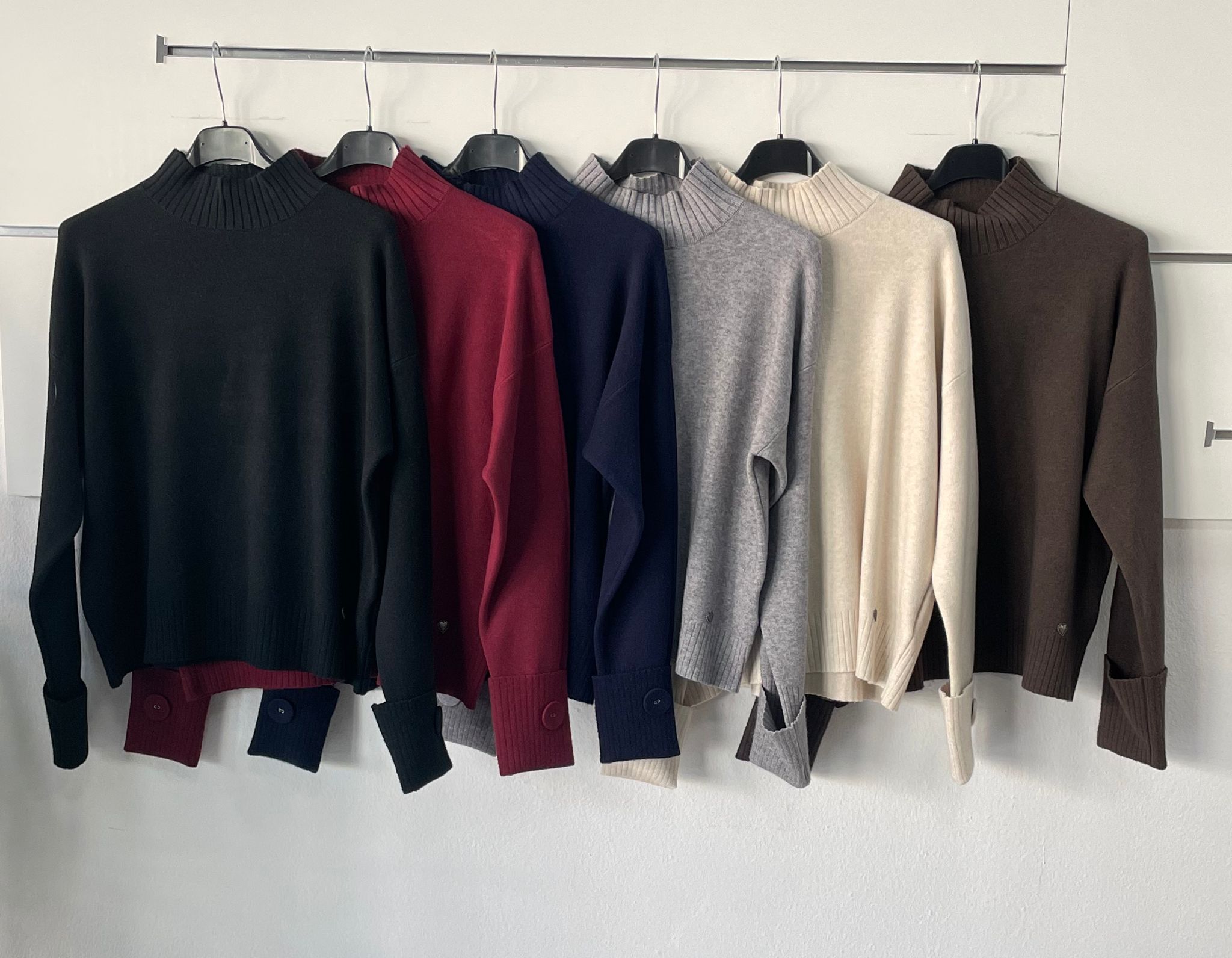 Joie Clair (J-Clair)