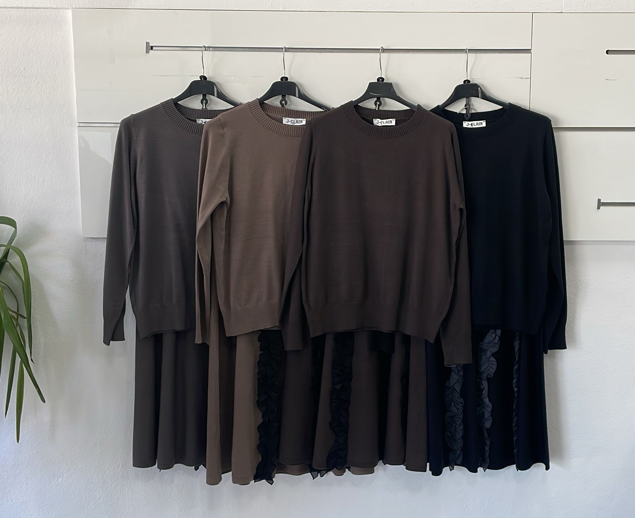 Joie Clair (J-Clair)