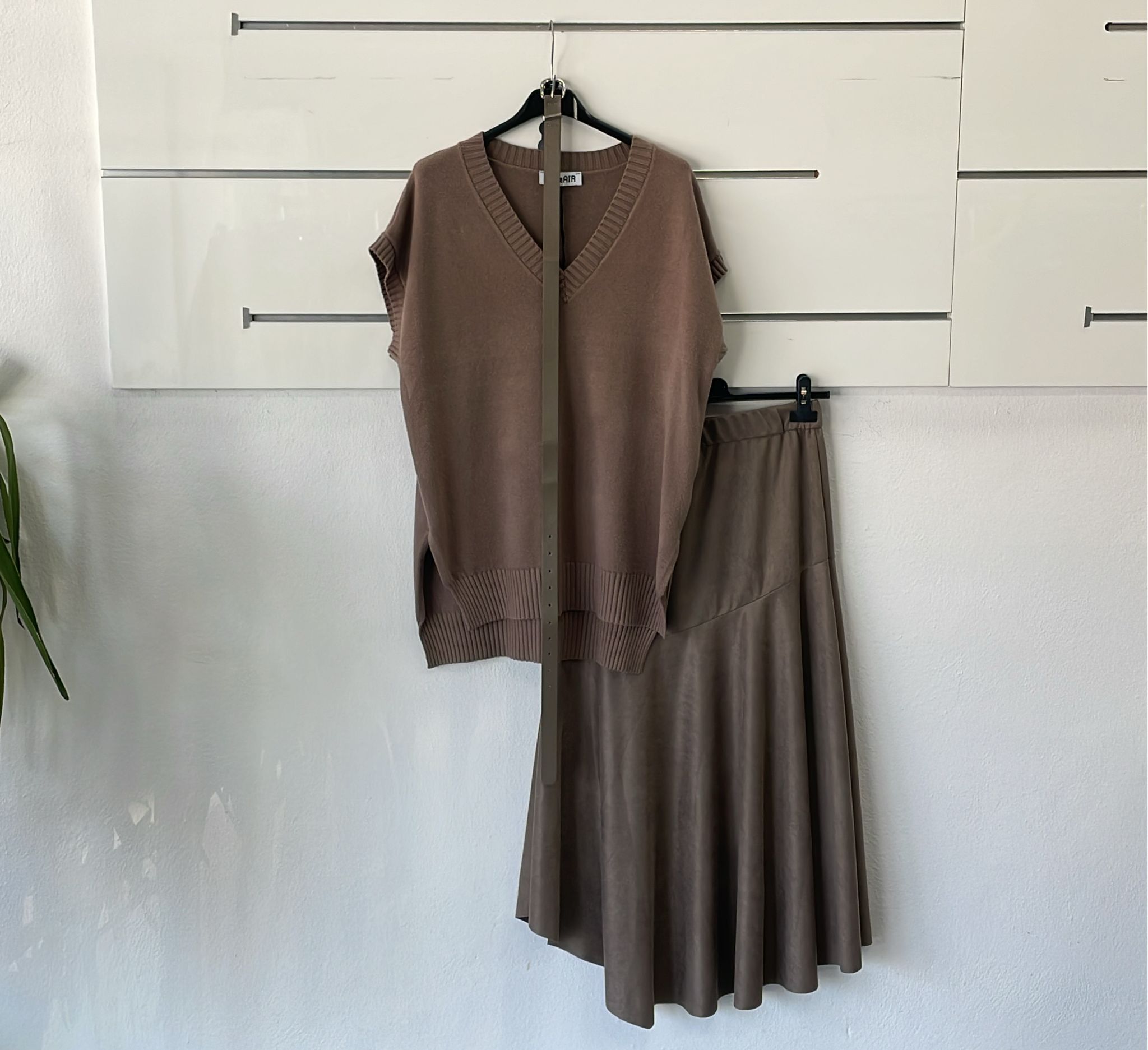 Joie Clair (J-Clair)