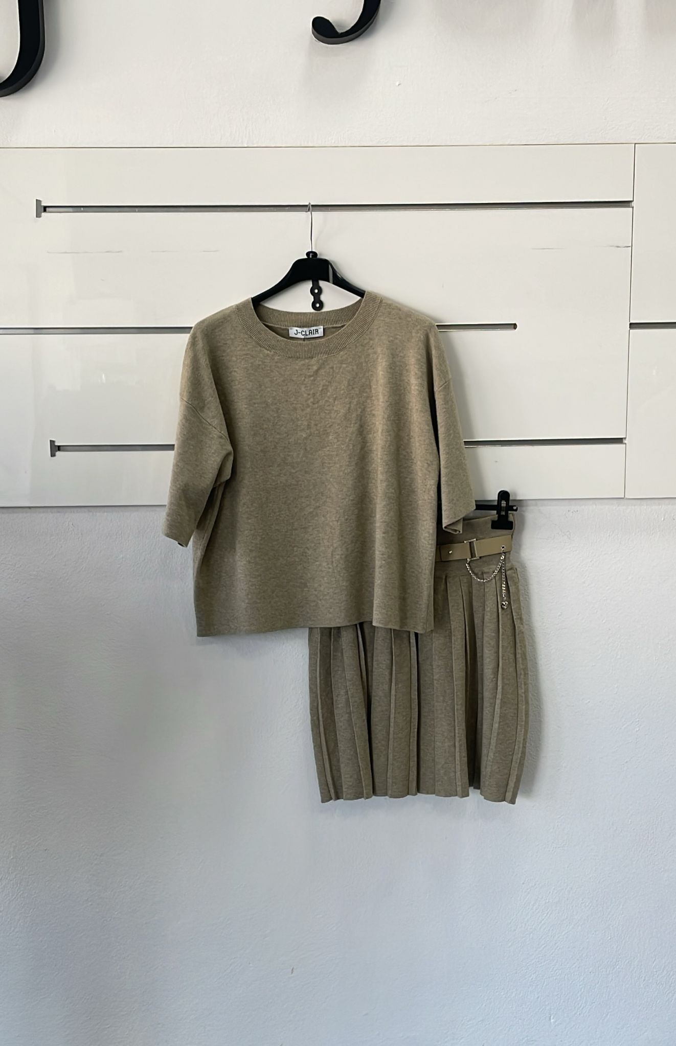 Joie Clair (J-Clair)