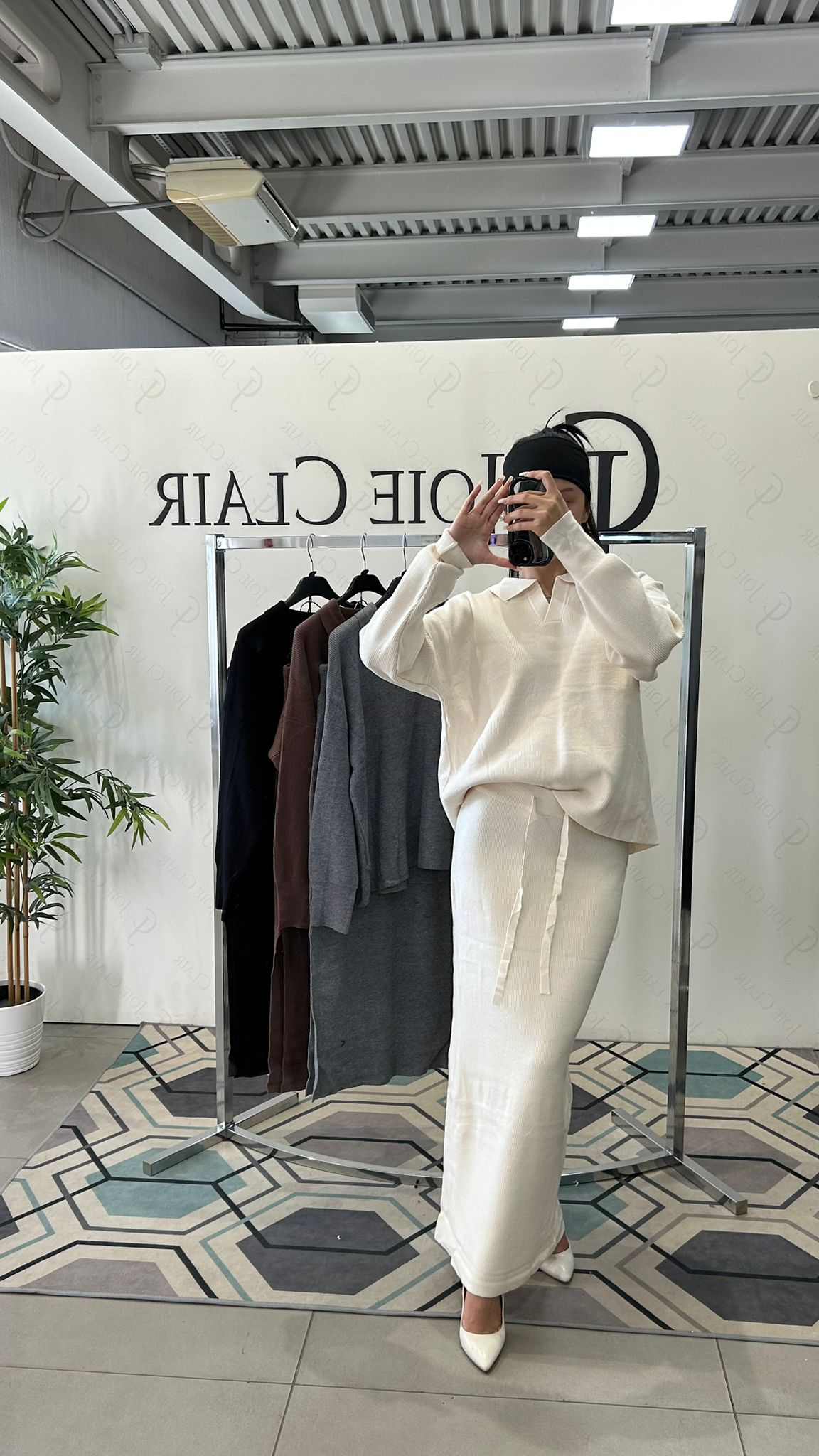 Фото Joie Clair (J-Clair)