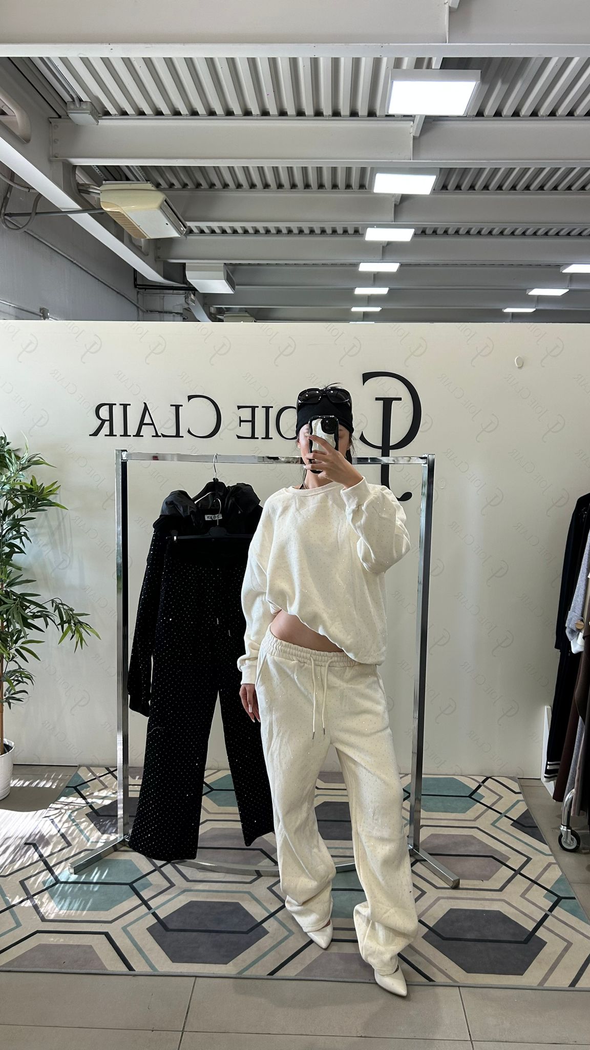 Фото Joie Clair (J-Clair)