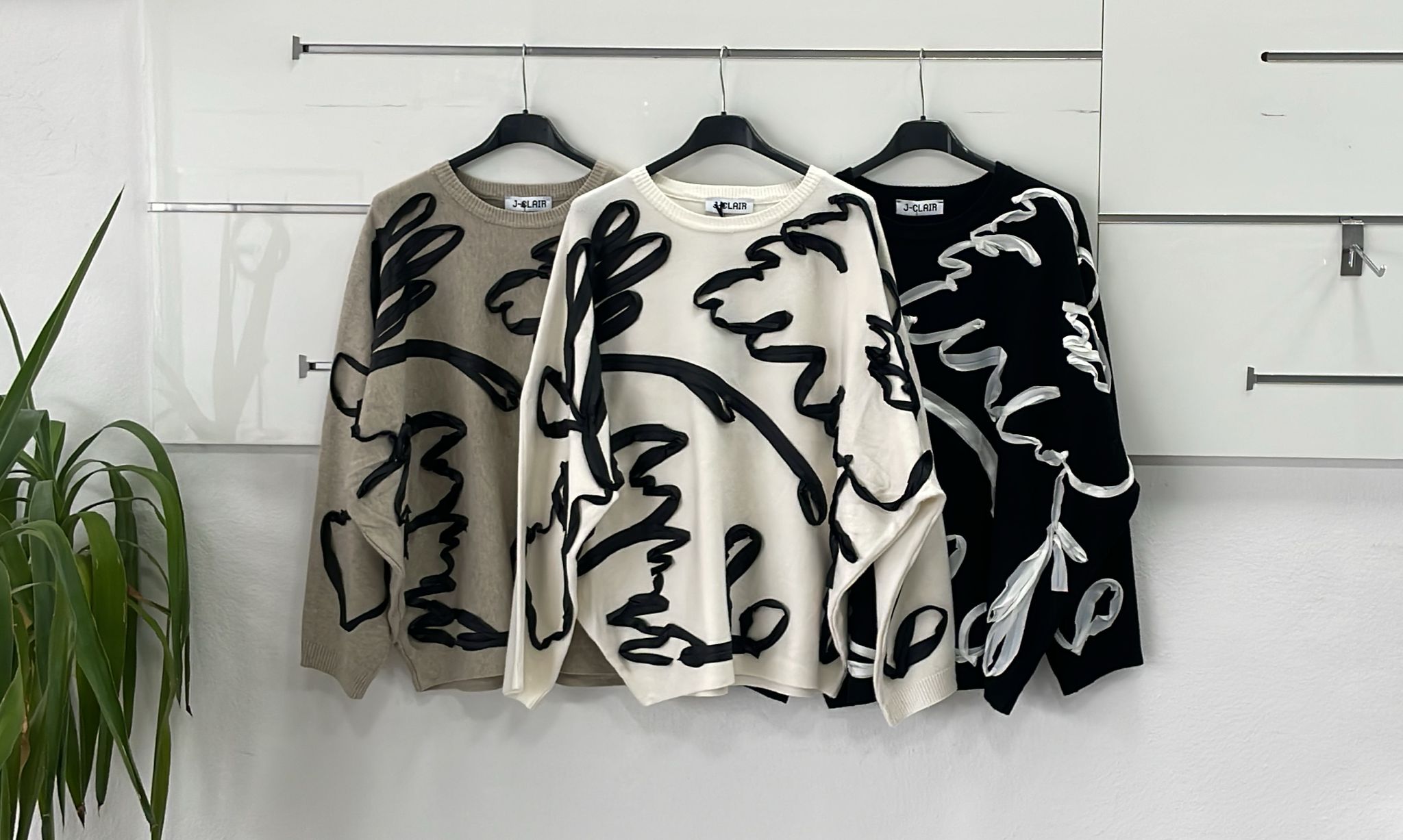 Фото Joie Clair (J-Clair)