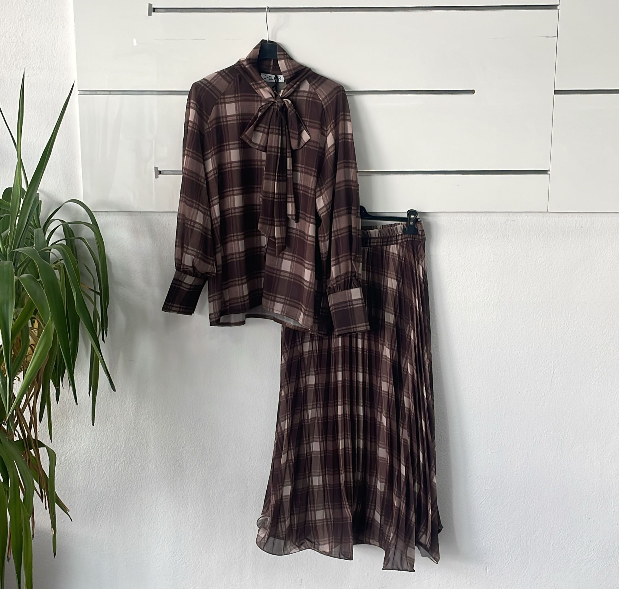 Joie Clair (J-Clair)