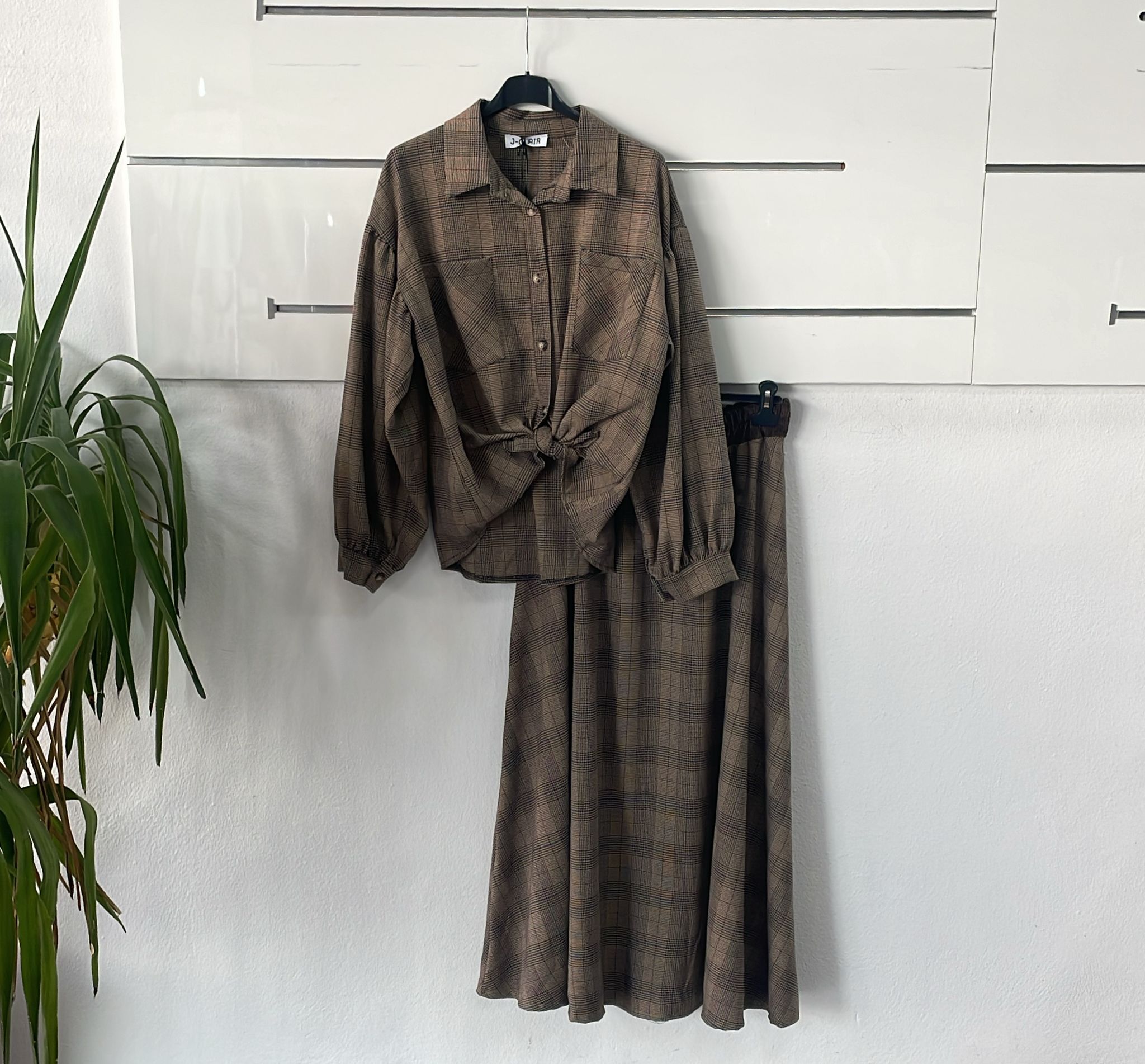 Joie Clair (J-Clair)