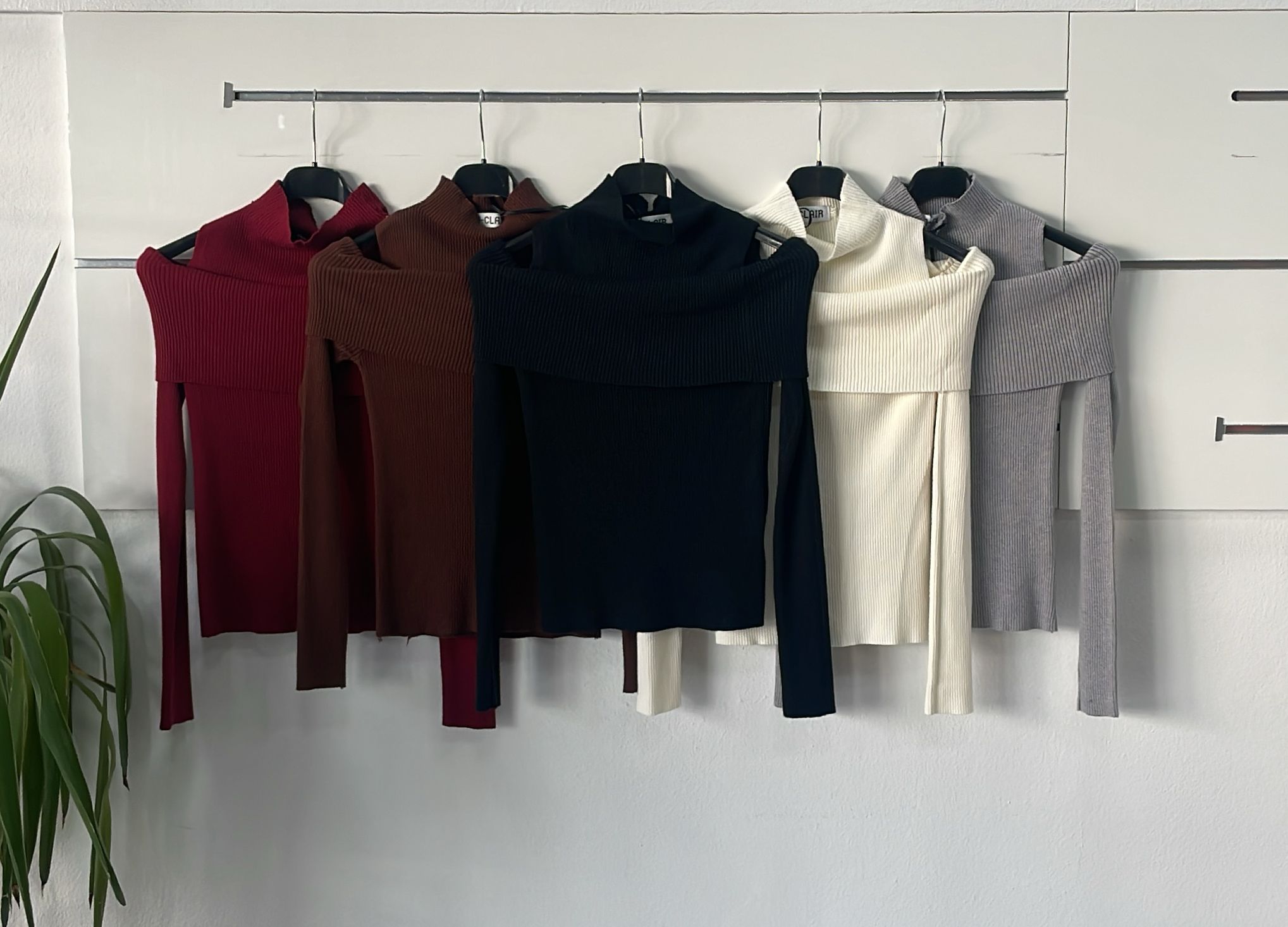 Joie Clair (J-Clair)