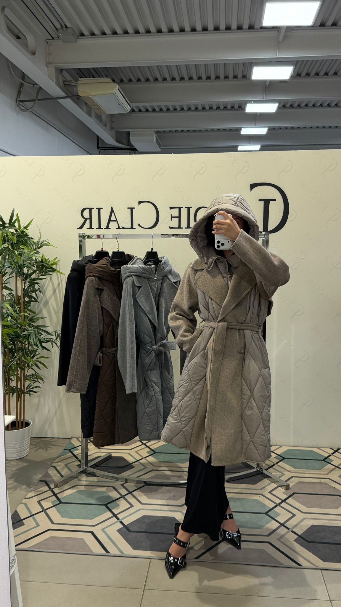 Фото Joie Clair (J-Clair)