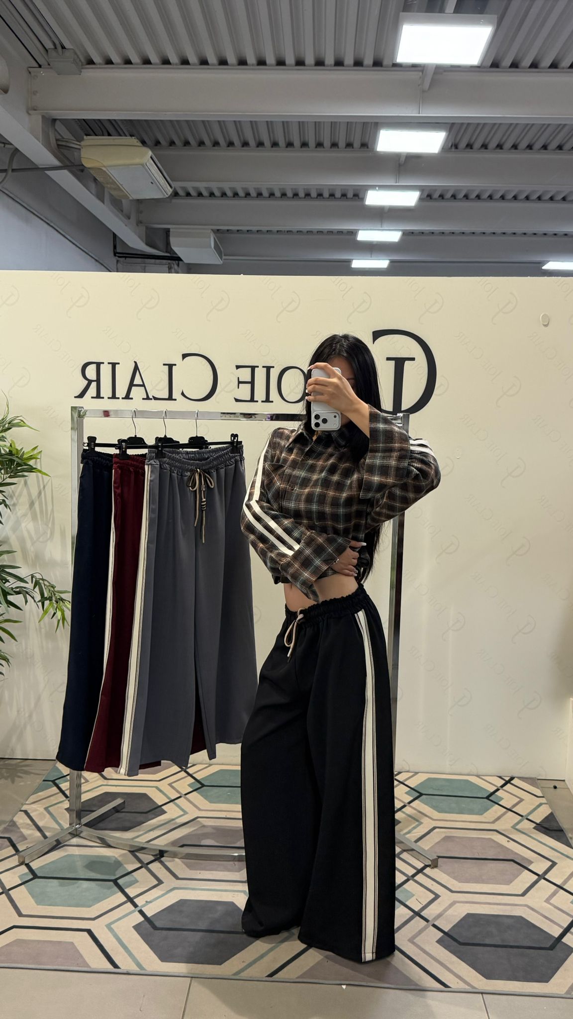 Фото Joie Clair (J-Clair)