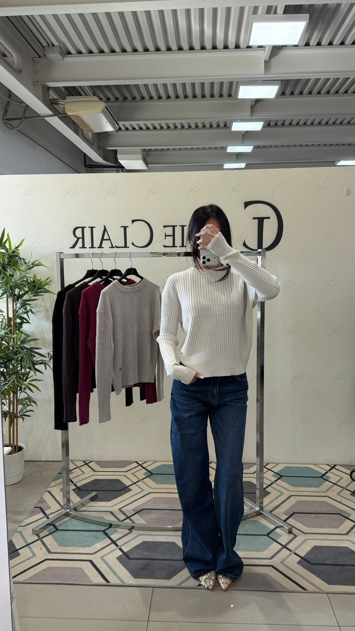 Фото Joie Clair (J-Clair)