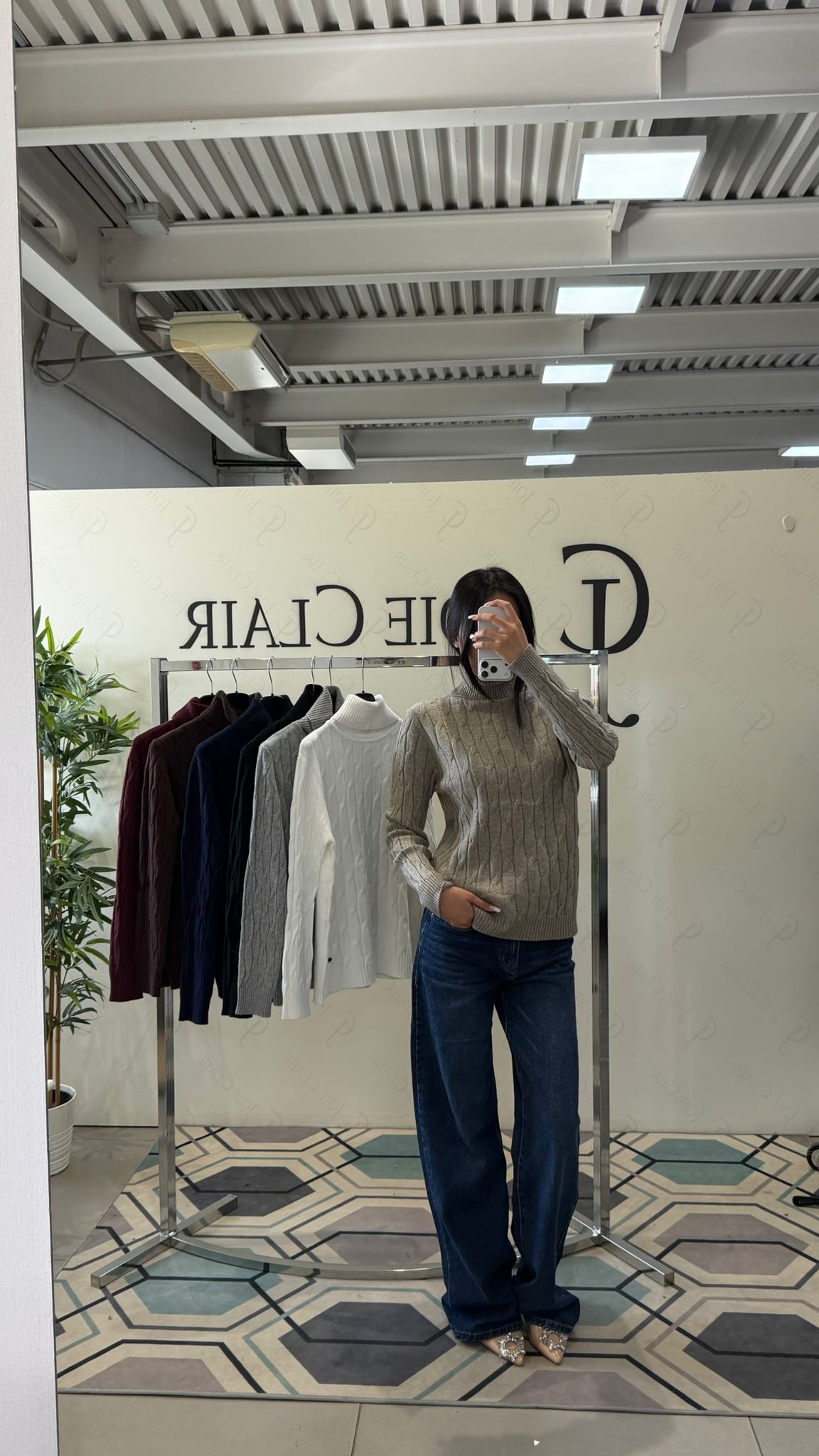 Фото Joie Clair (J-Clair)