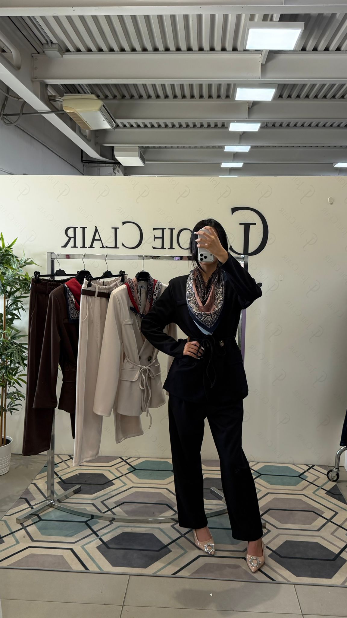 Фото Joie Clair (J-Clair)