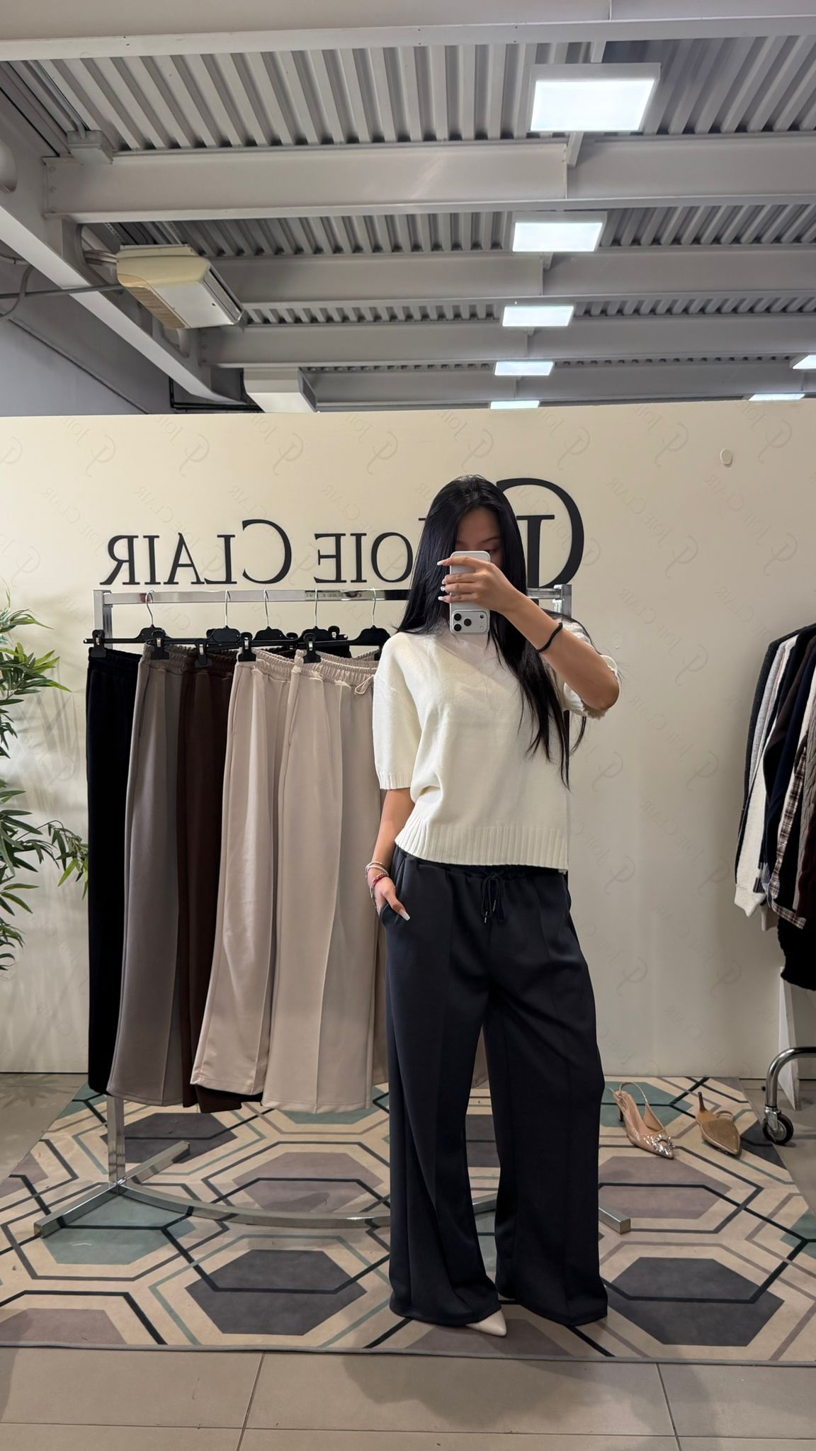 Фото Joie Clair (J-Clair)