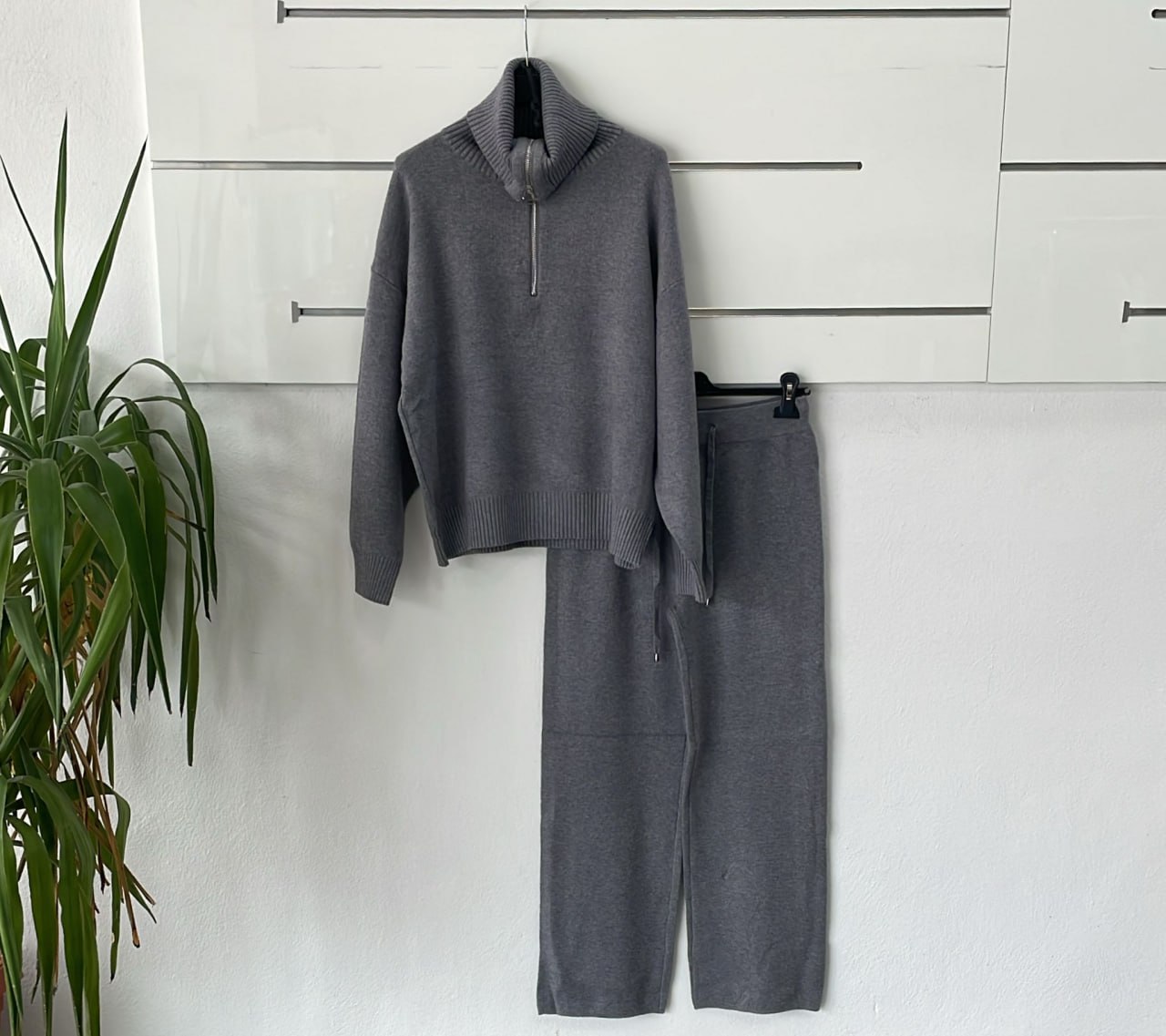 Joie Clair (J-Clair)