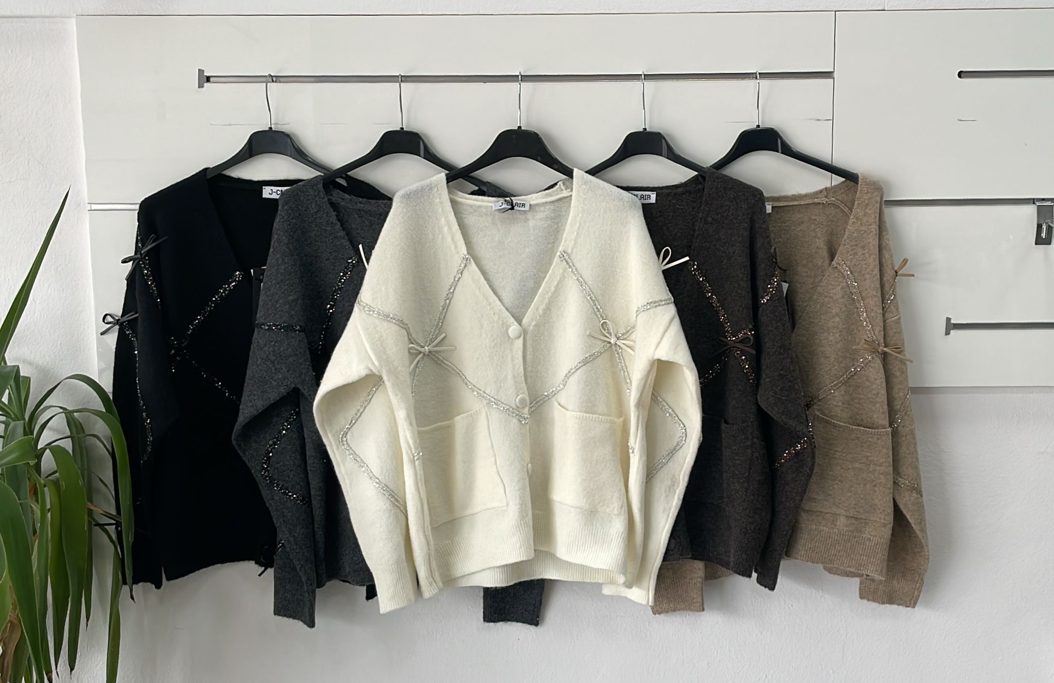 Joie Clair (J-Clair)