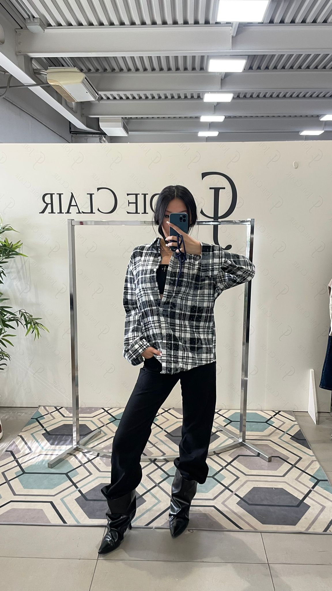 Фото Joie Clair (J-Clair)