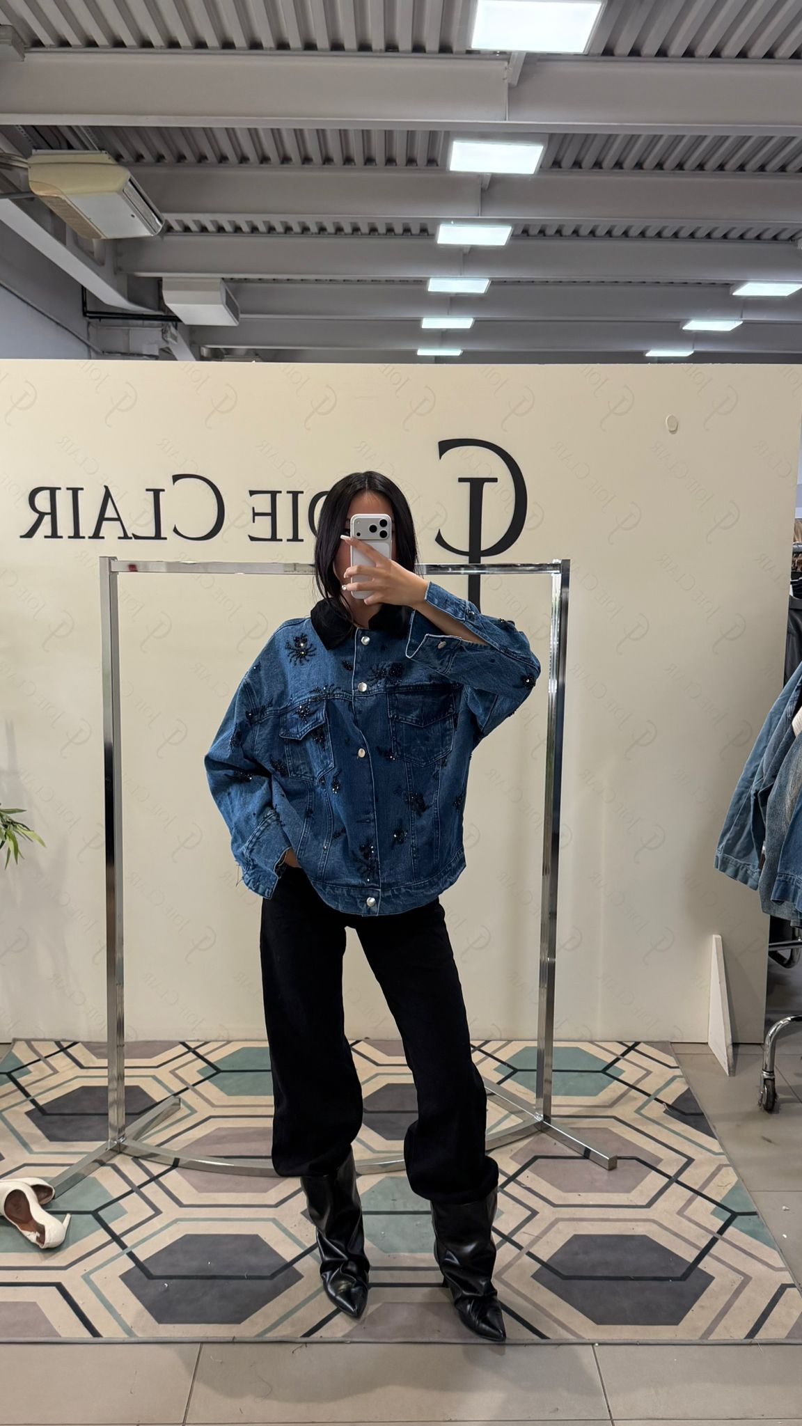 Фото Joie Clair (J-Clair)