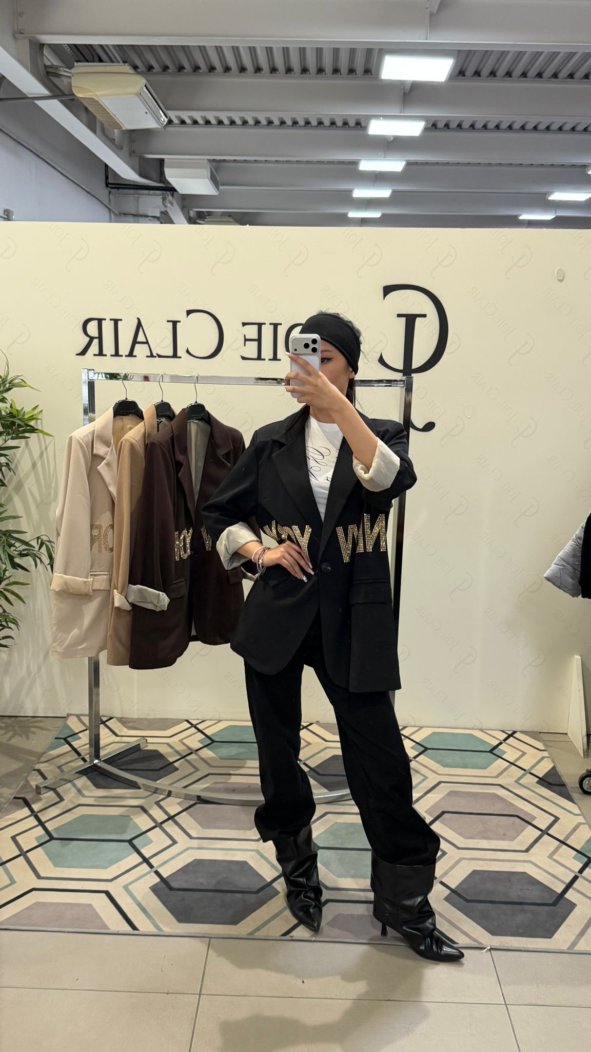 Фото Joie Clair (J-Clair)