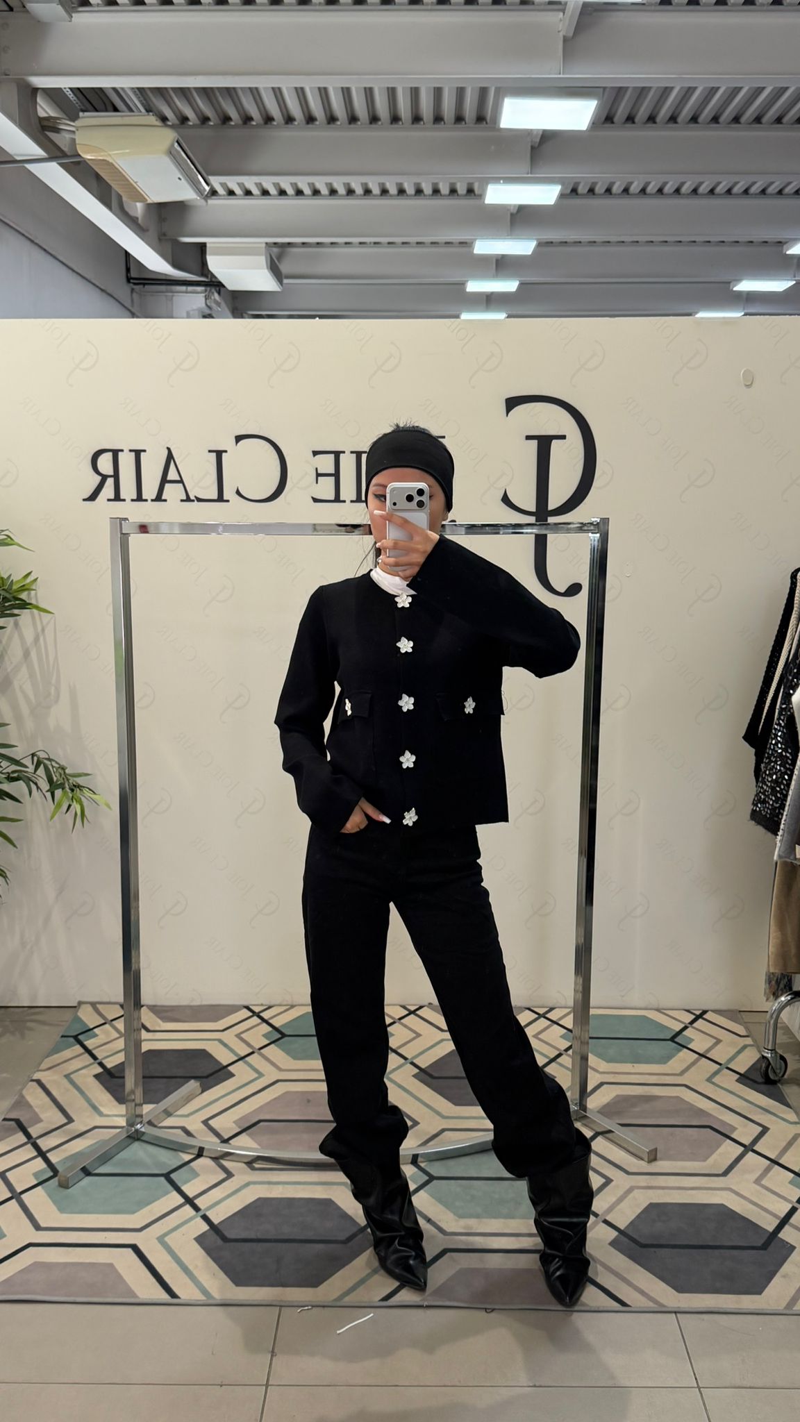 Фото Joie Clair (J-Clair)