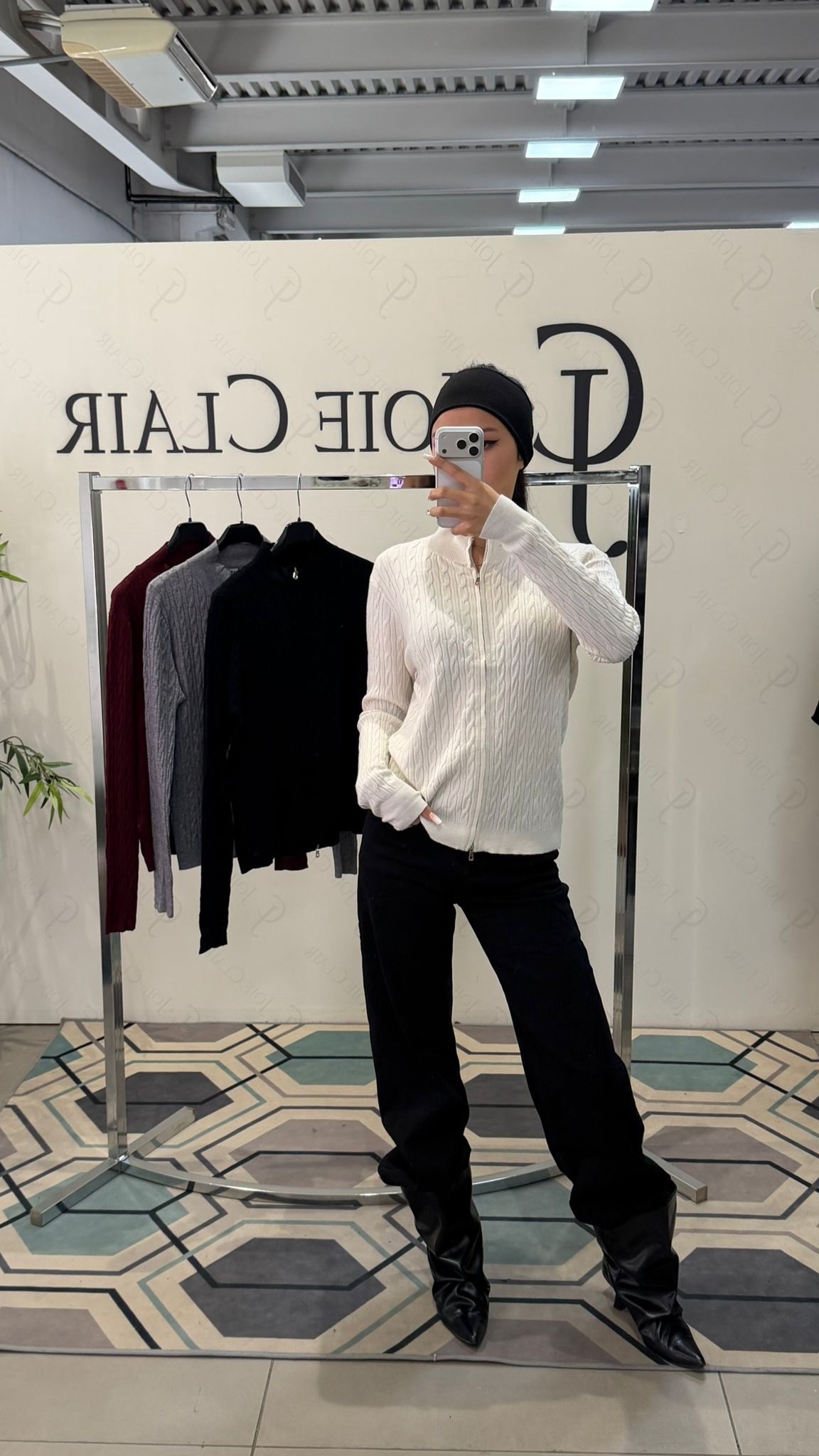 Фото Joie Clair (J-Clair)