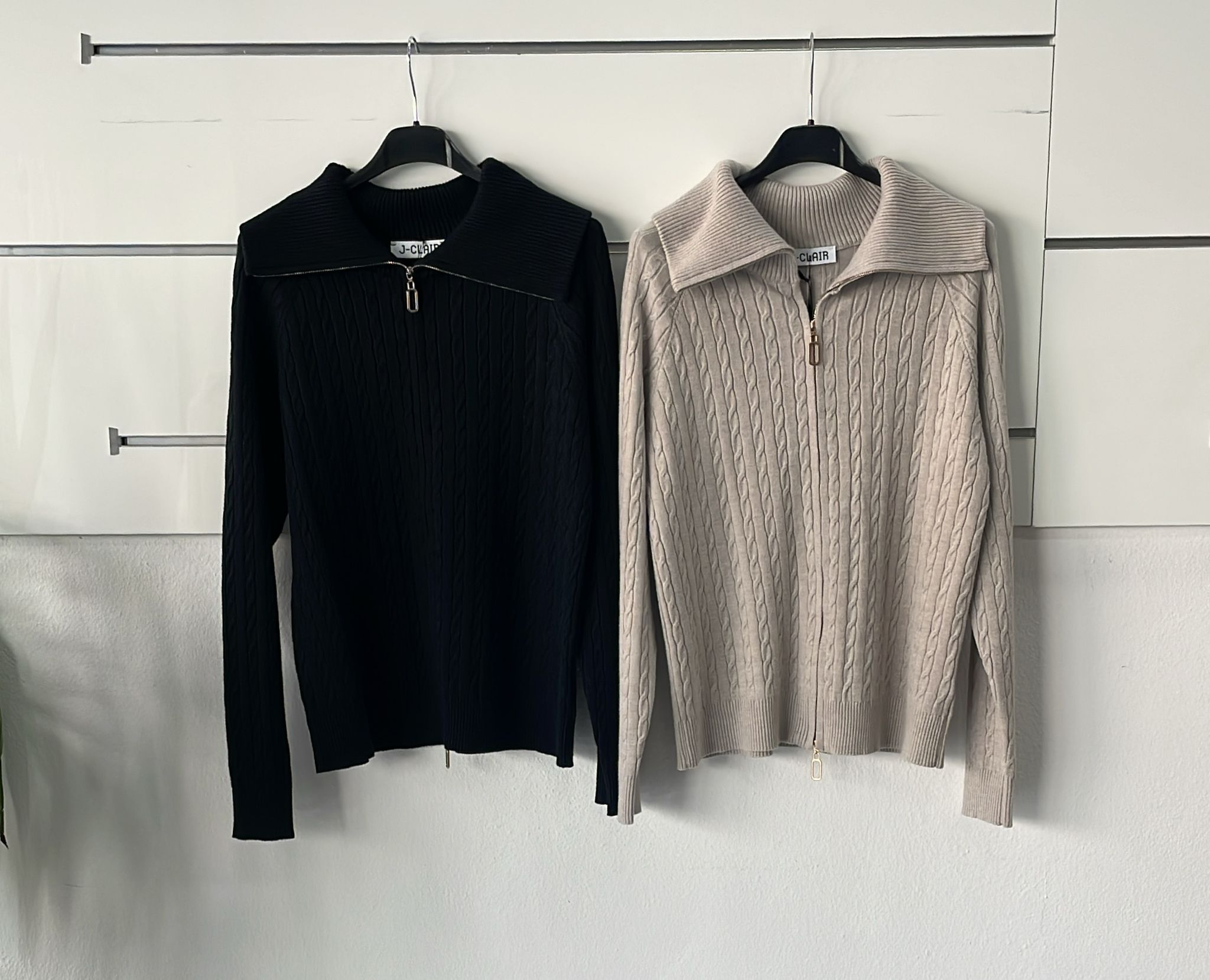 Фото Joie Clair (J-Clair)