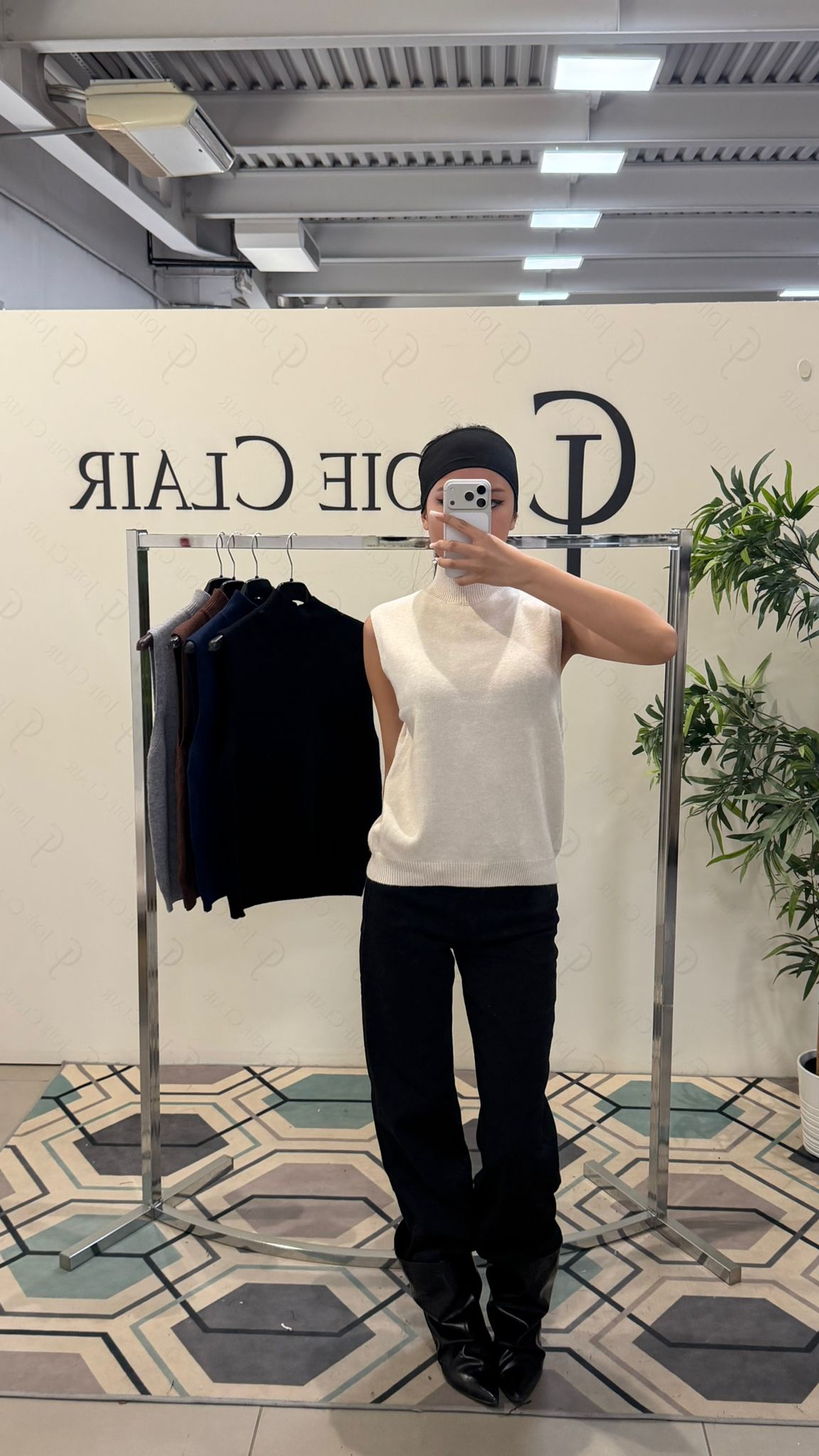 Фото Joie Clair (J-Clair)