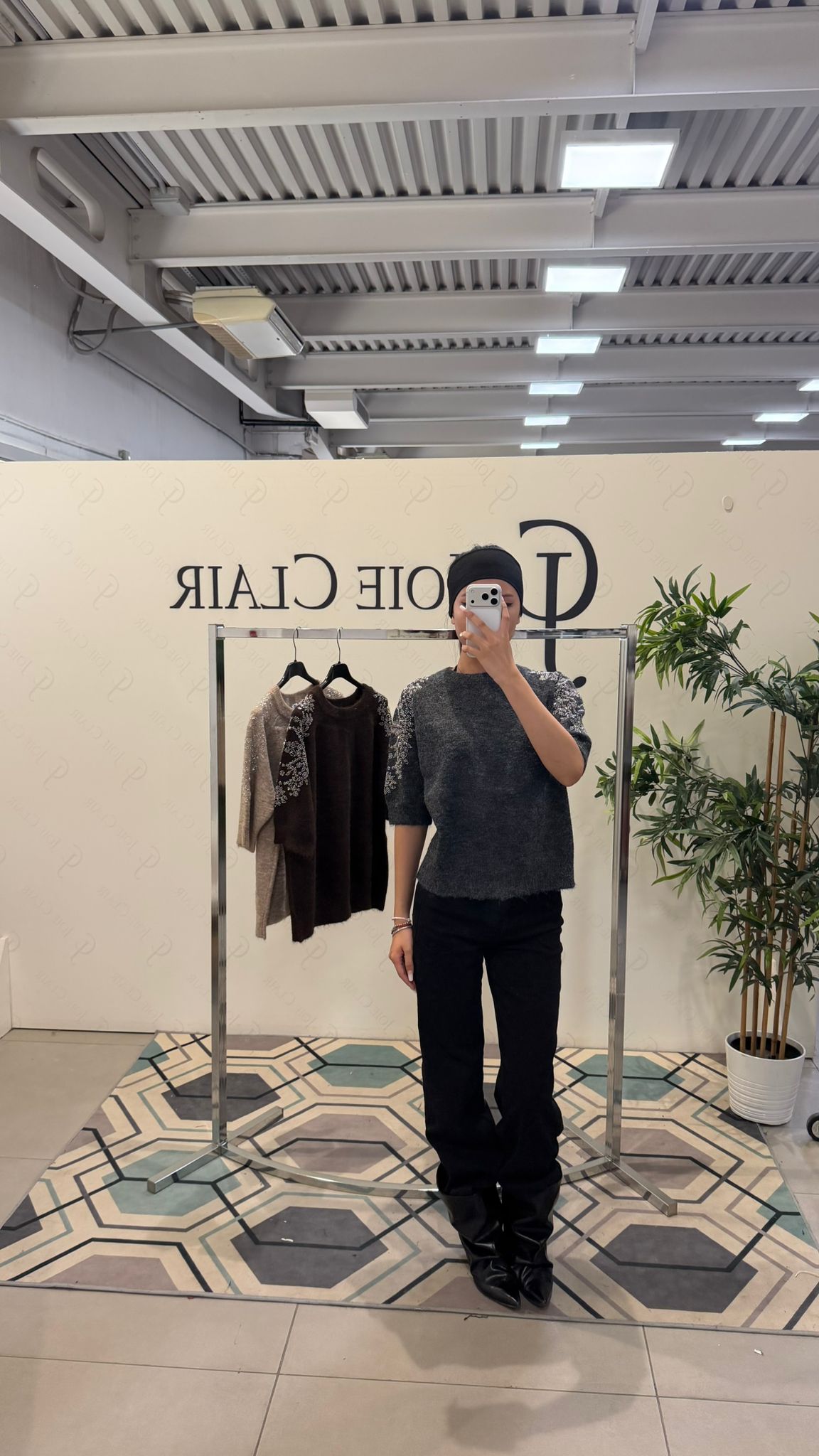 Фото Joie Clair (J-Clair)