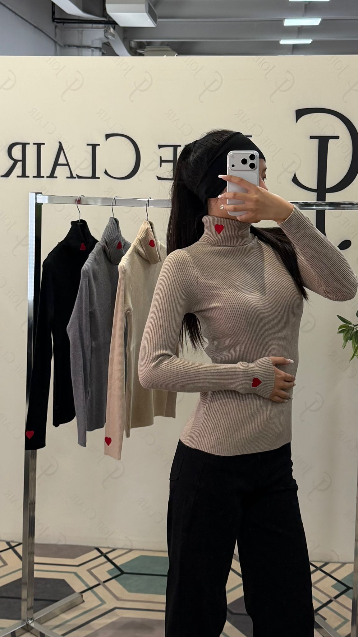 Фото Joie Clair (J-Clair)