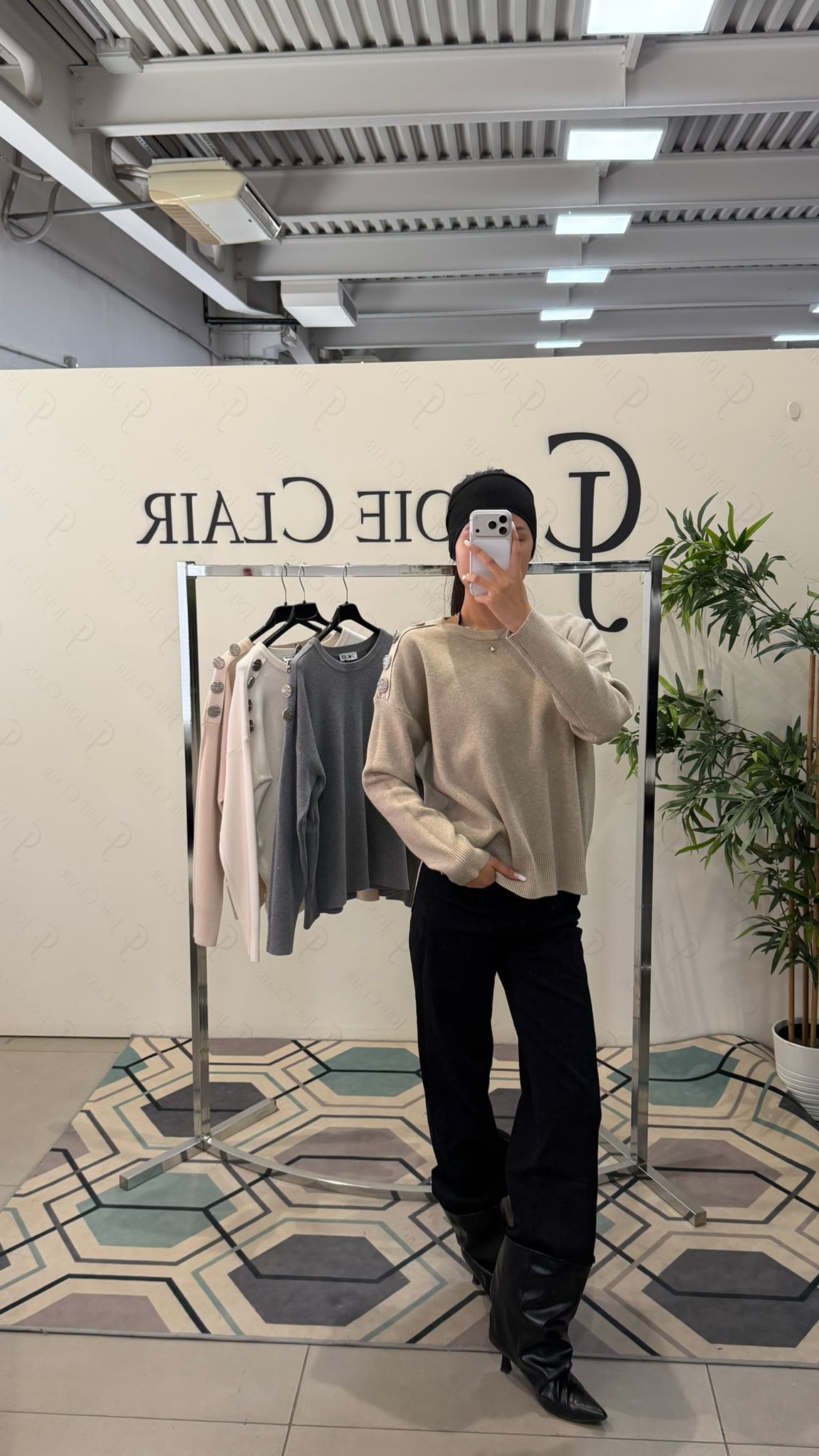 Фото Joie Clair (J-Clair)