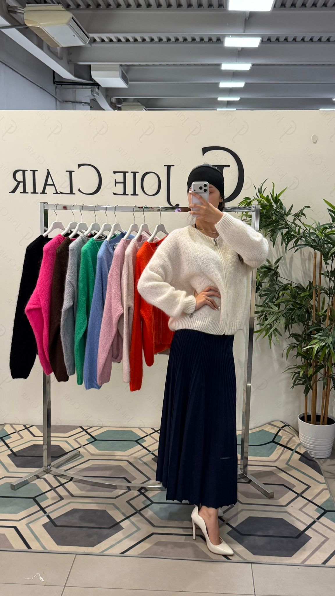 Joie Clair (J-Clair)