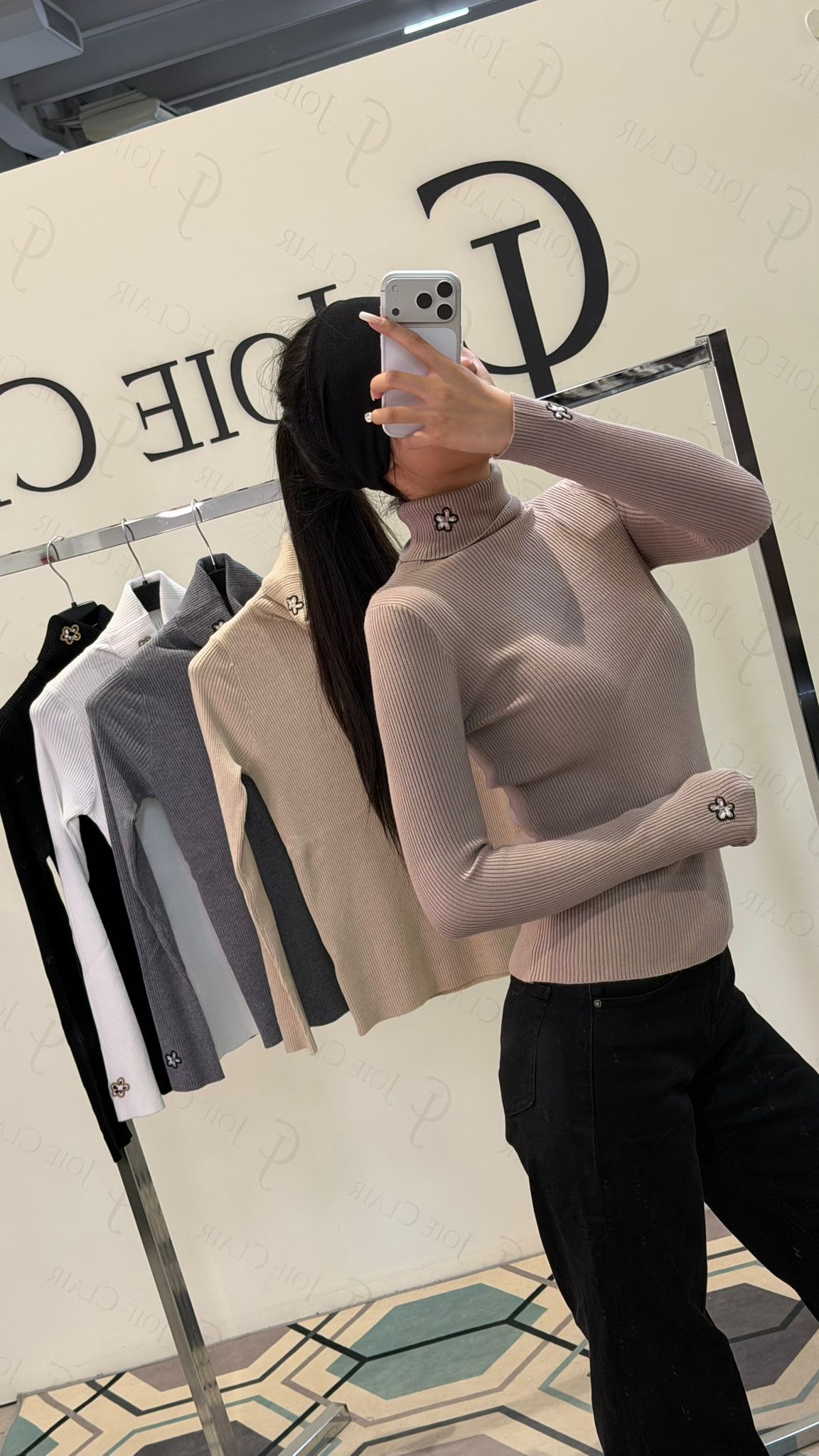 Фото Joie Clair (J-Clair)