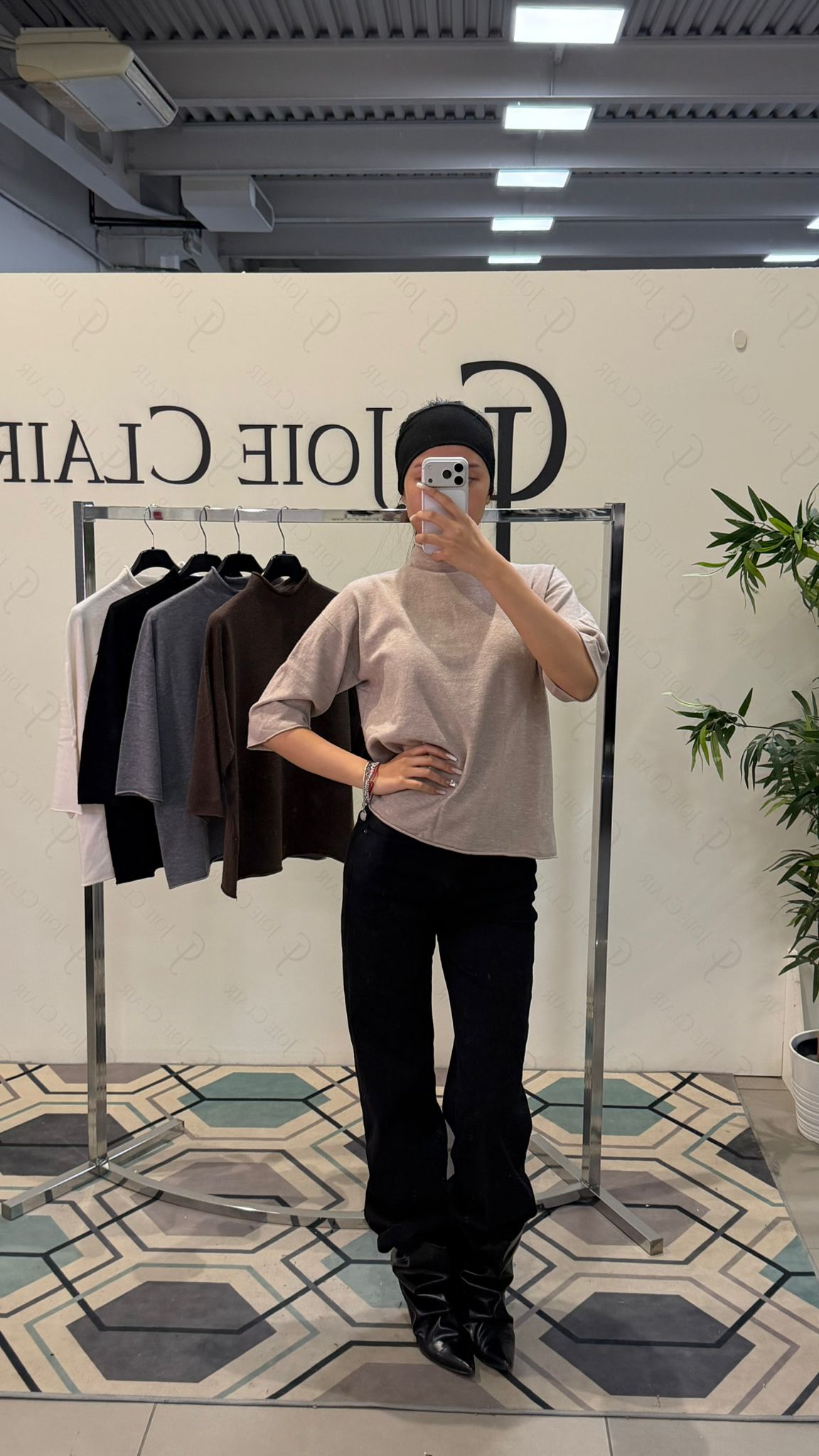 Фото Joie Clair (J-Clair)