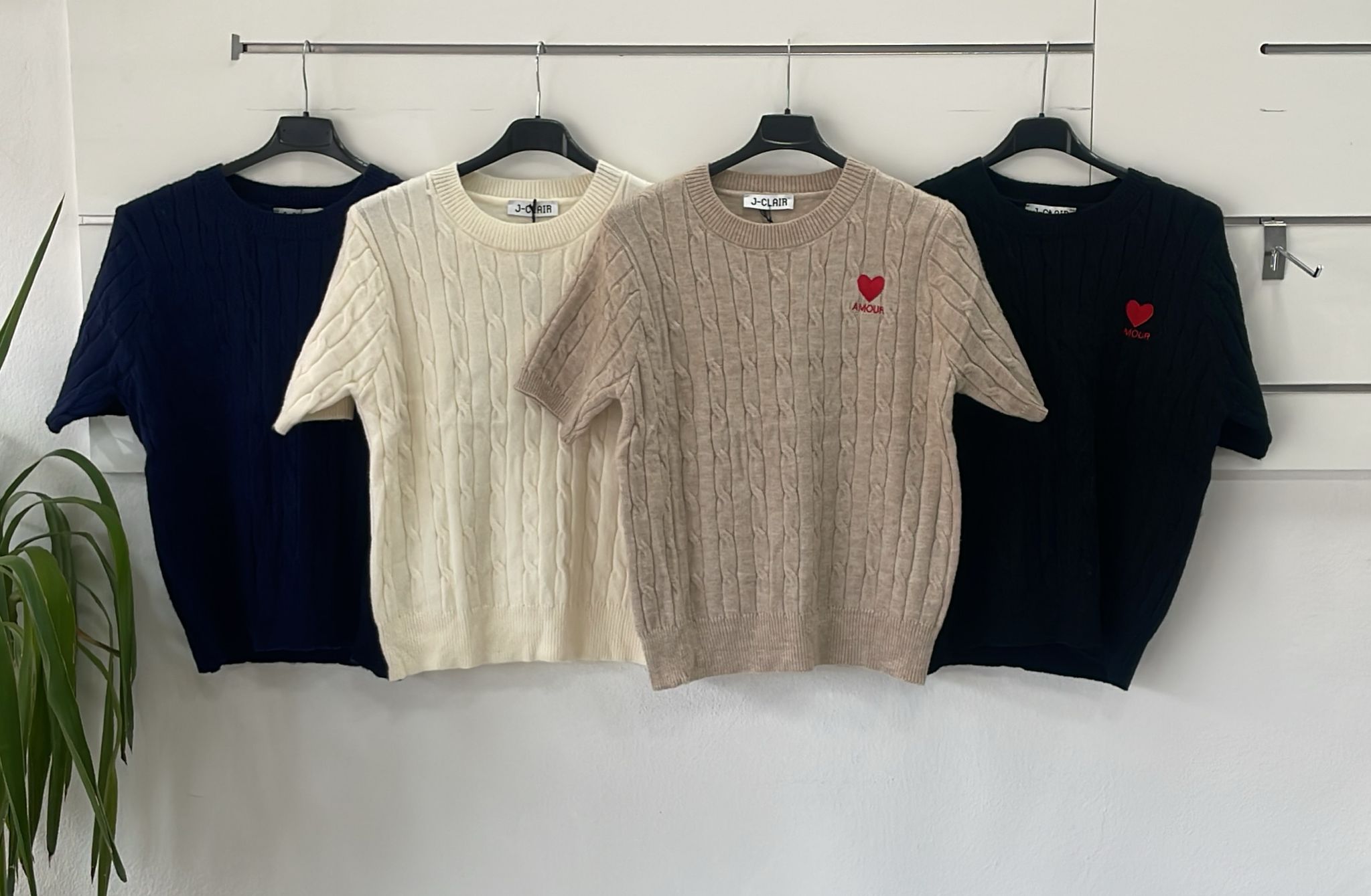 Фото Joie Clair (J-Clair)