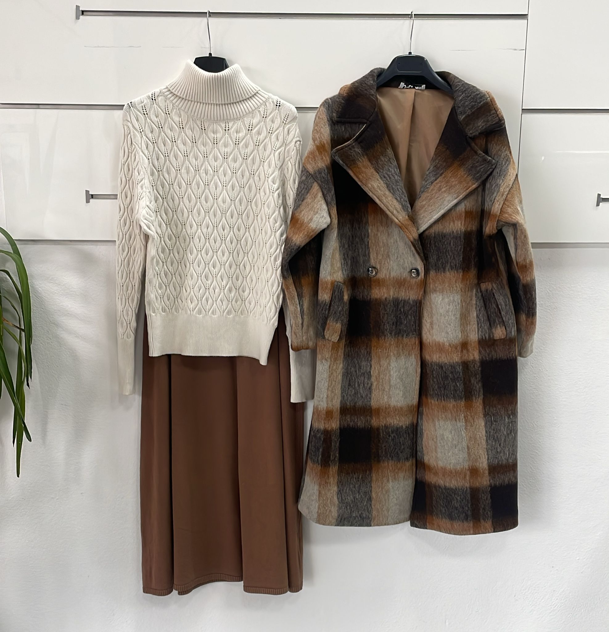 Joie Clair (J-Clair)