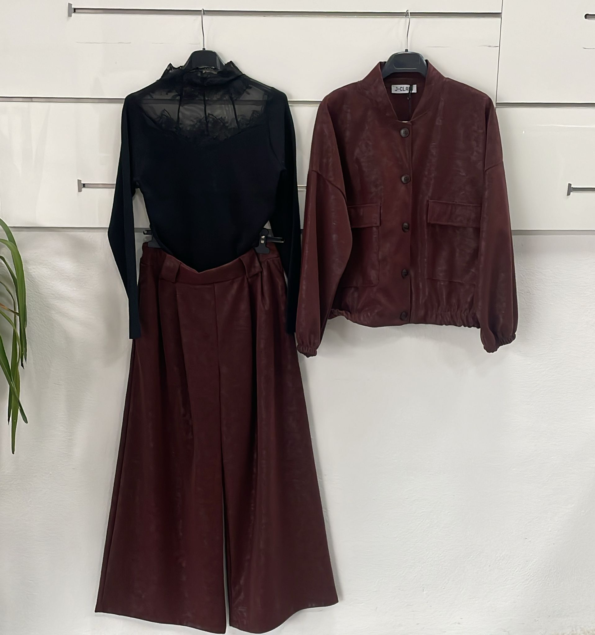 Joie Clair (J-Clair)