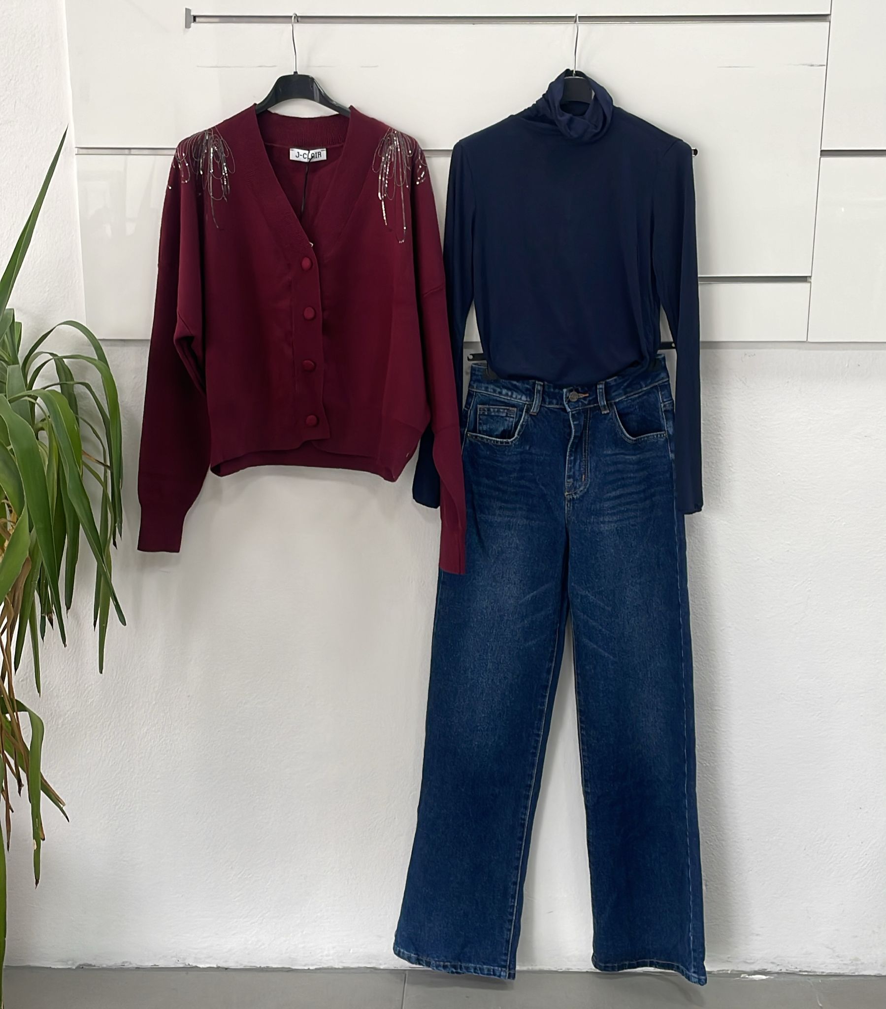 Фото Joie Clair (J-Clair)