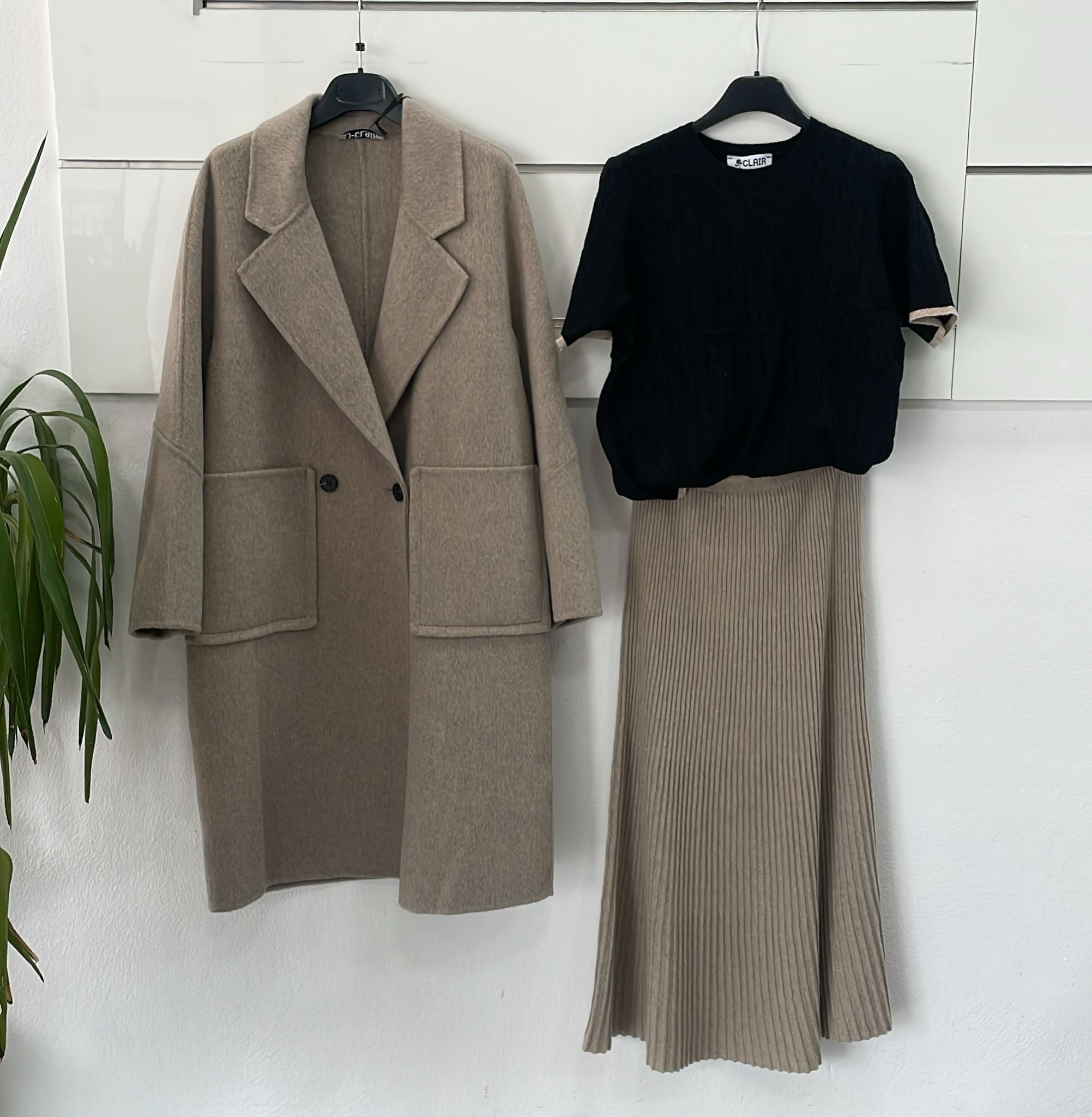 Фото Joie Clair (J-Clair)