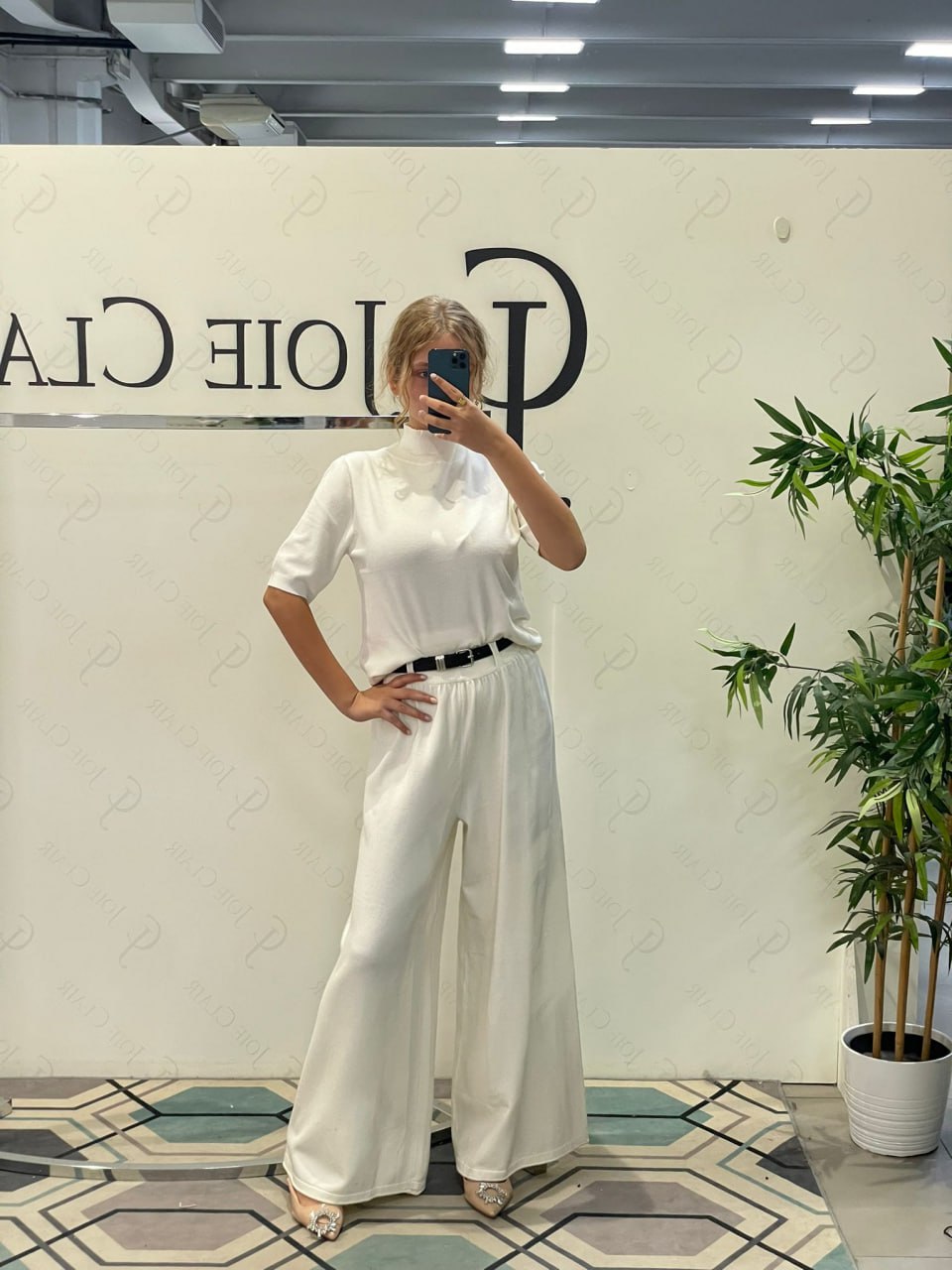 Joie Clair (J-Clair)