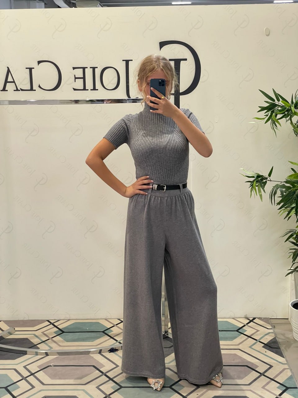 Joie Clair (J-Clair)